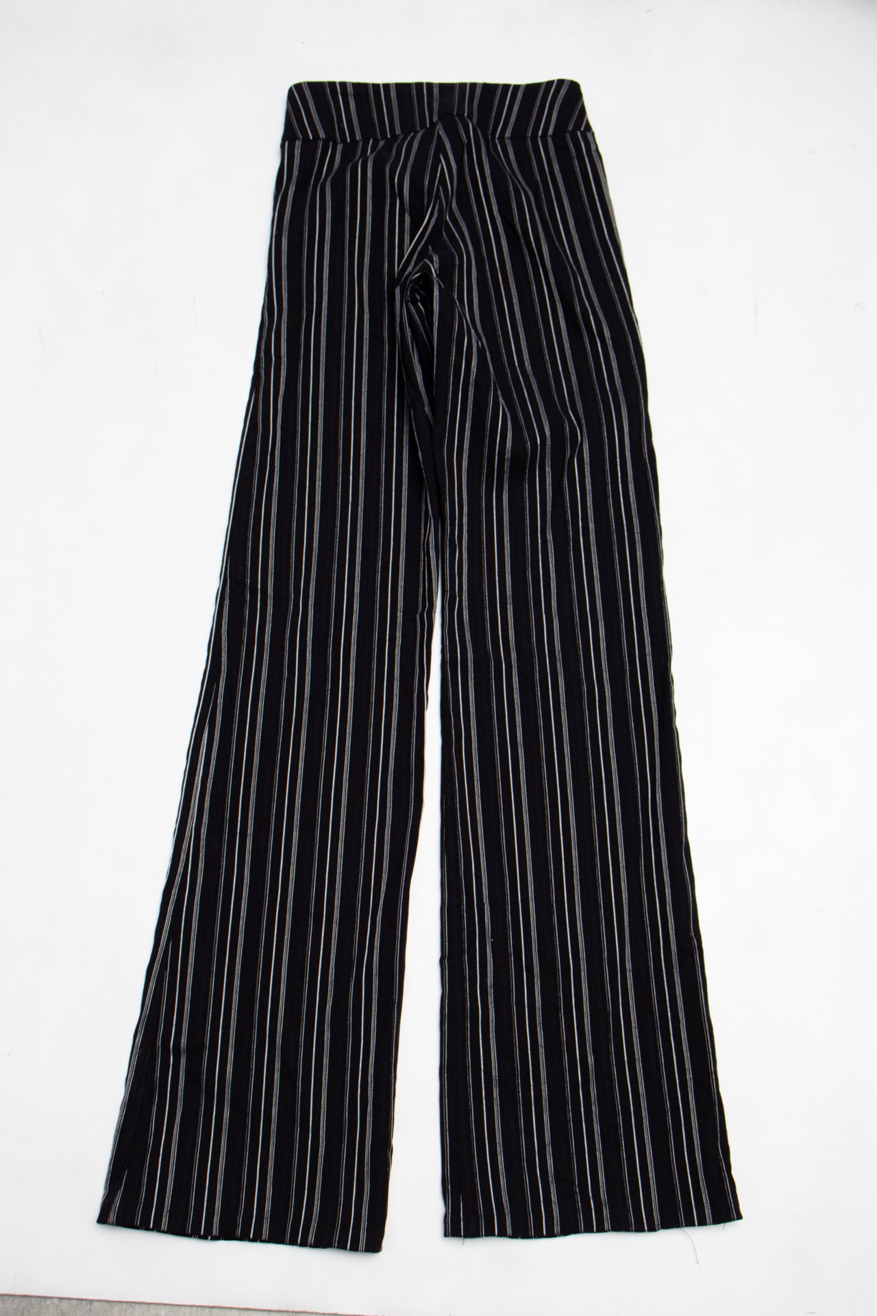 #151 Aziz Pants Black | c. 204 | Size 4