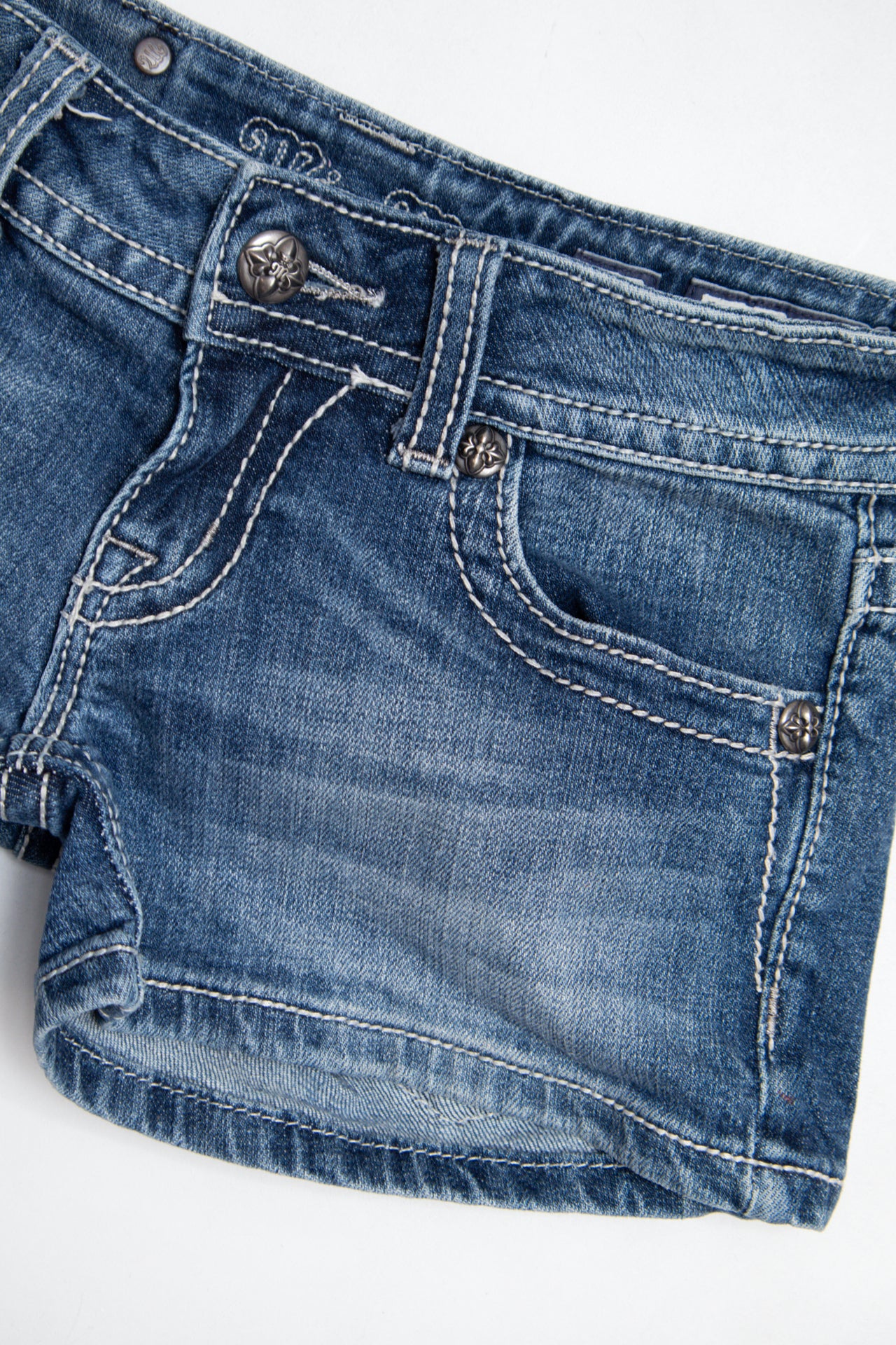 #183 Miss Me Denim Shorts Blue | c. 199 | Size 6