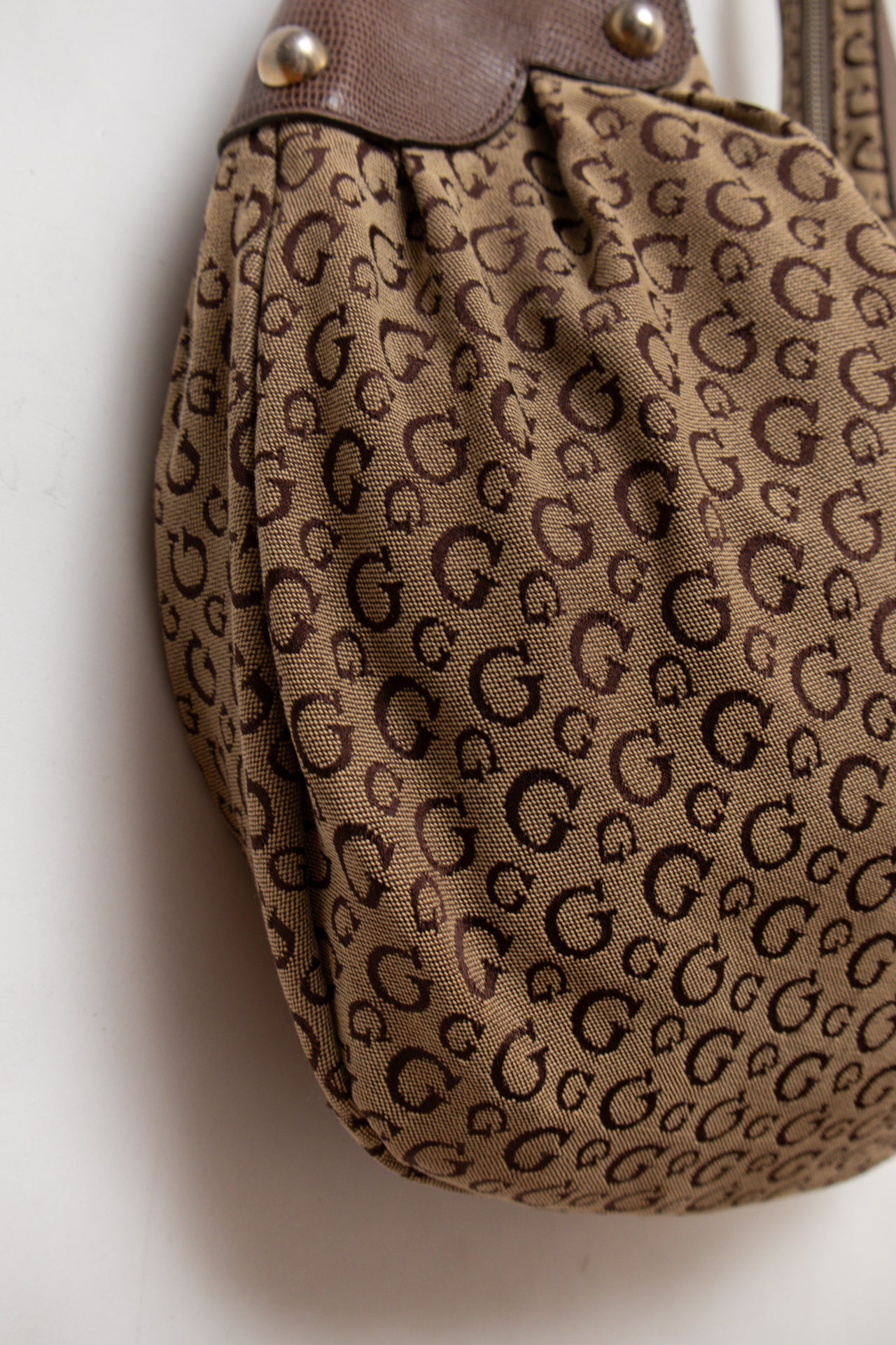 #202 Guess Shoulder Bag Brown | c. | Size