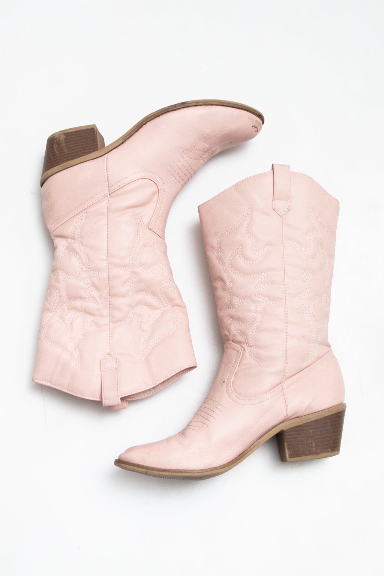 #72 Pink | c. | Size 10