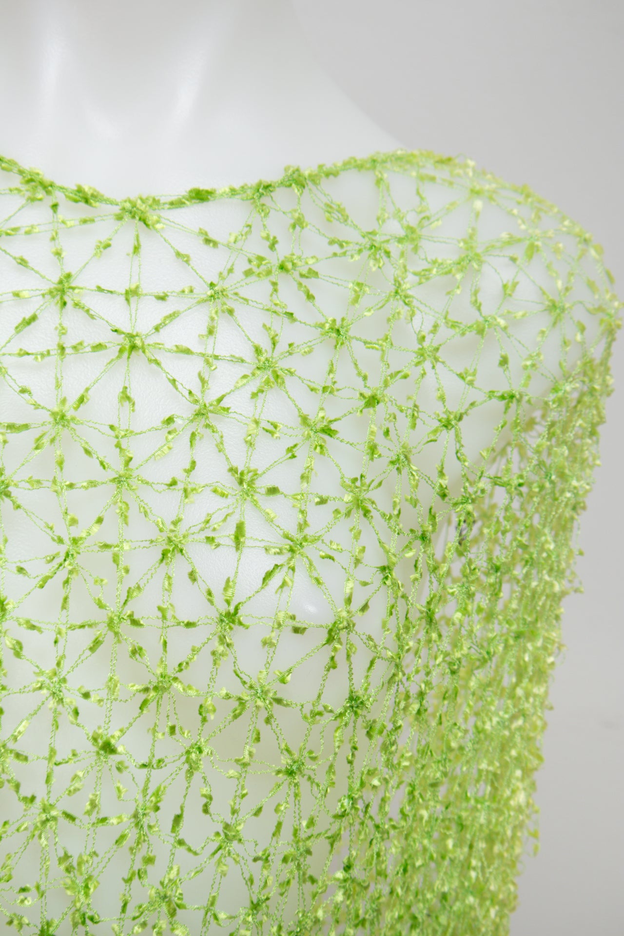 #109 Camisole Top Green | c. 194 | Size 6/8/10