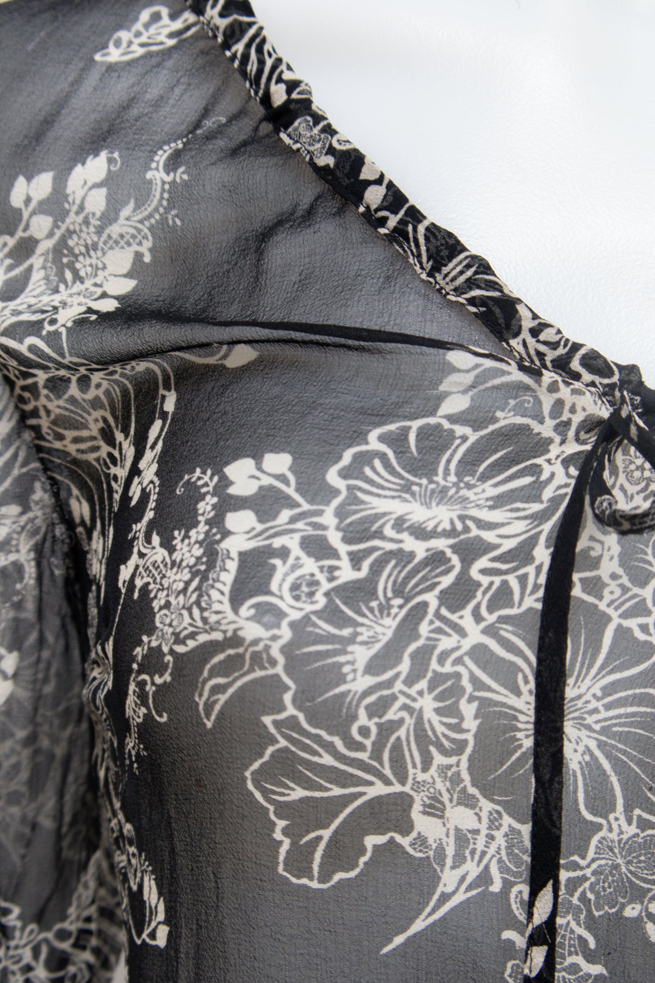 #60 Allison Taylor T-shirt Black | c. 185 | Size 10