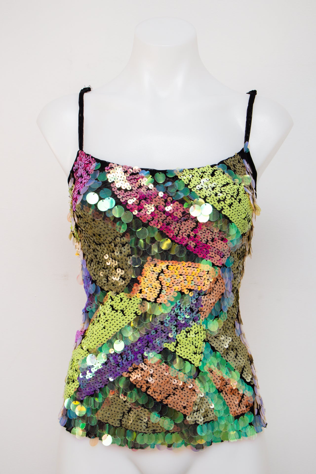 #024 Cami Black | c. 210 | Size 8