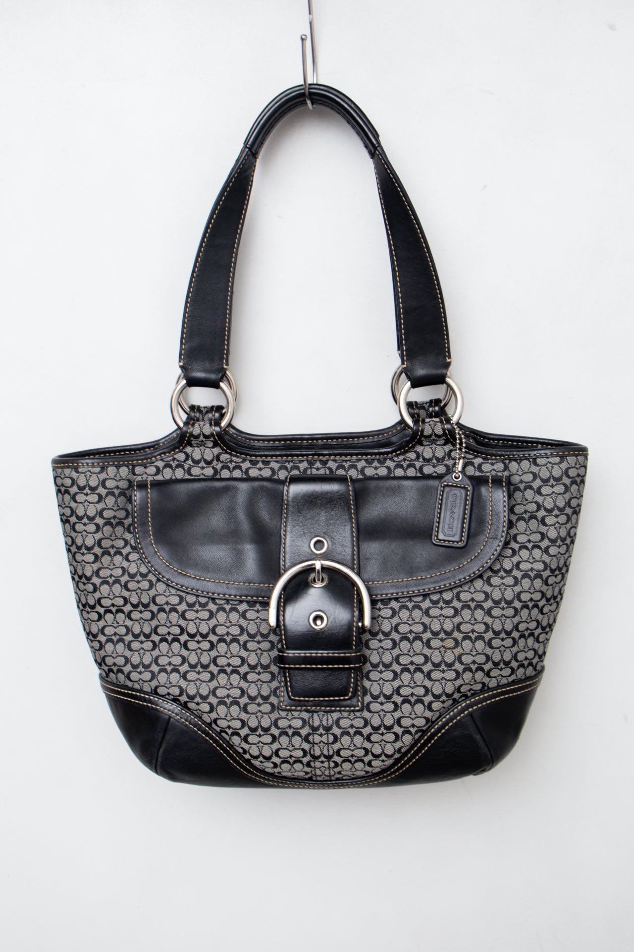 #185 Coach Shoulder Bag Black | c. 200 | Size