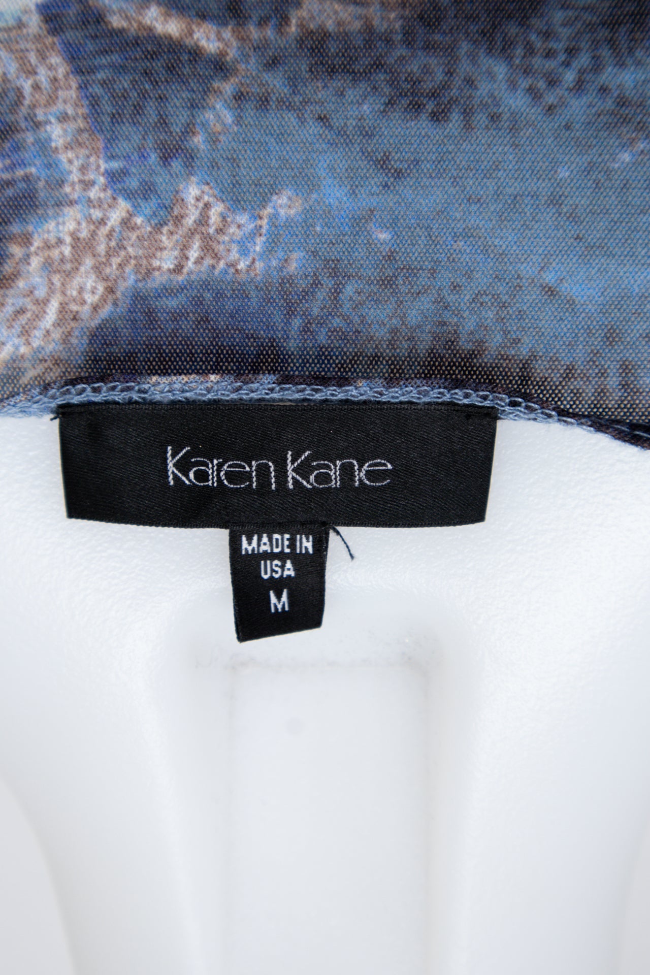 #070 Karen Kane T-shirt Blue | c. 200 | Size 10/12
