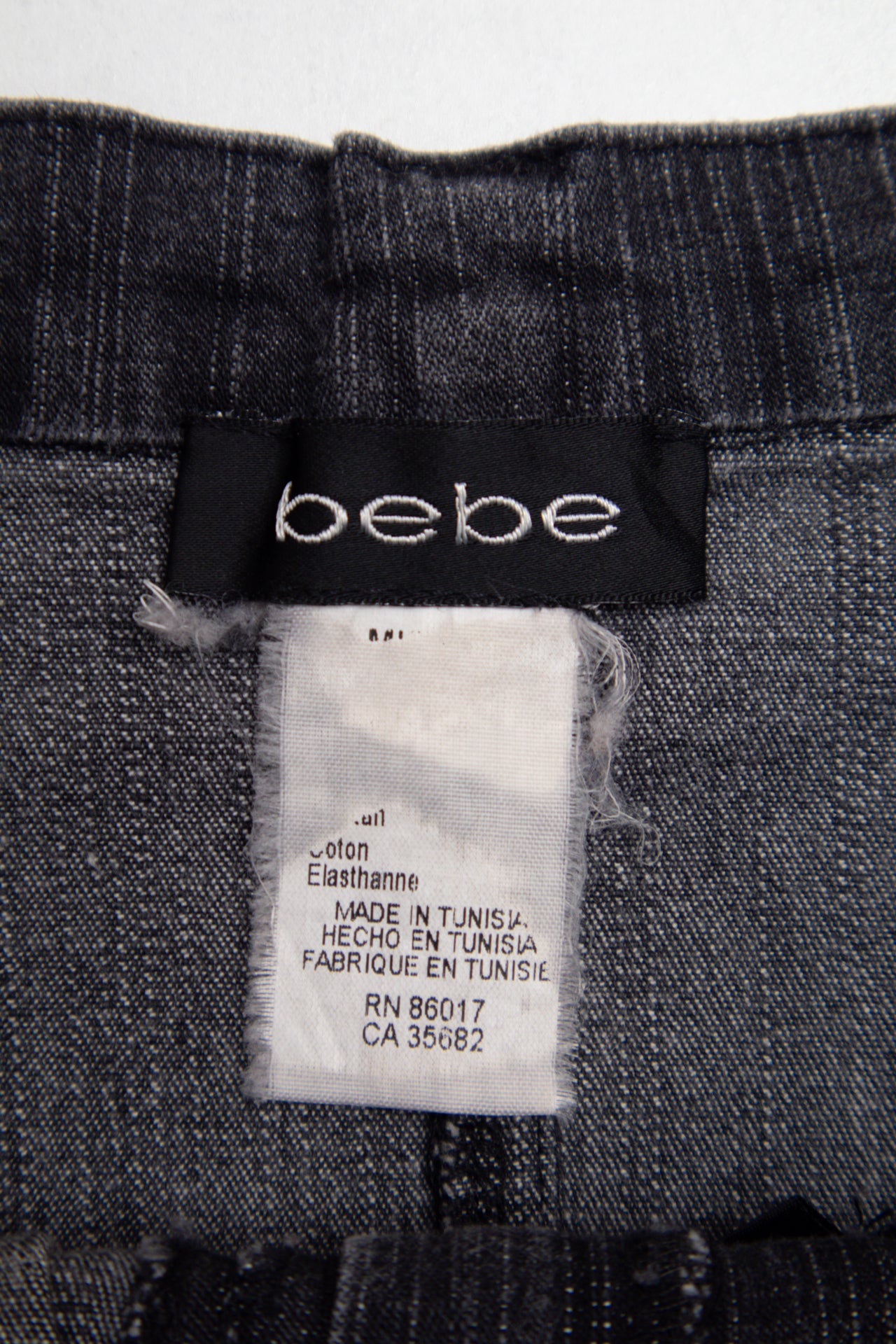 #162 Bebe Mini Skirt Gray | c. 203 | Size 8