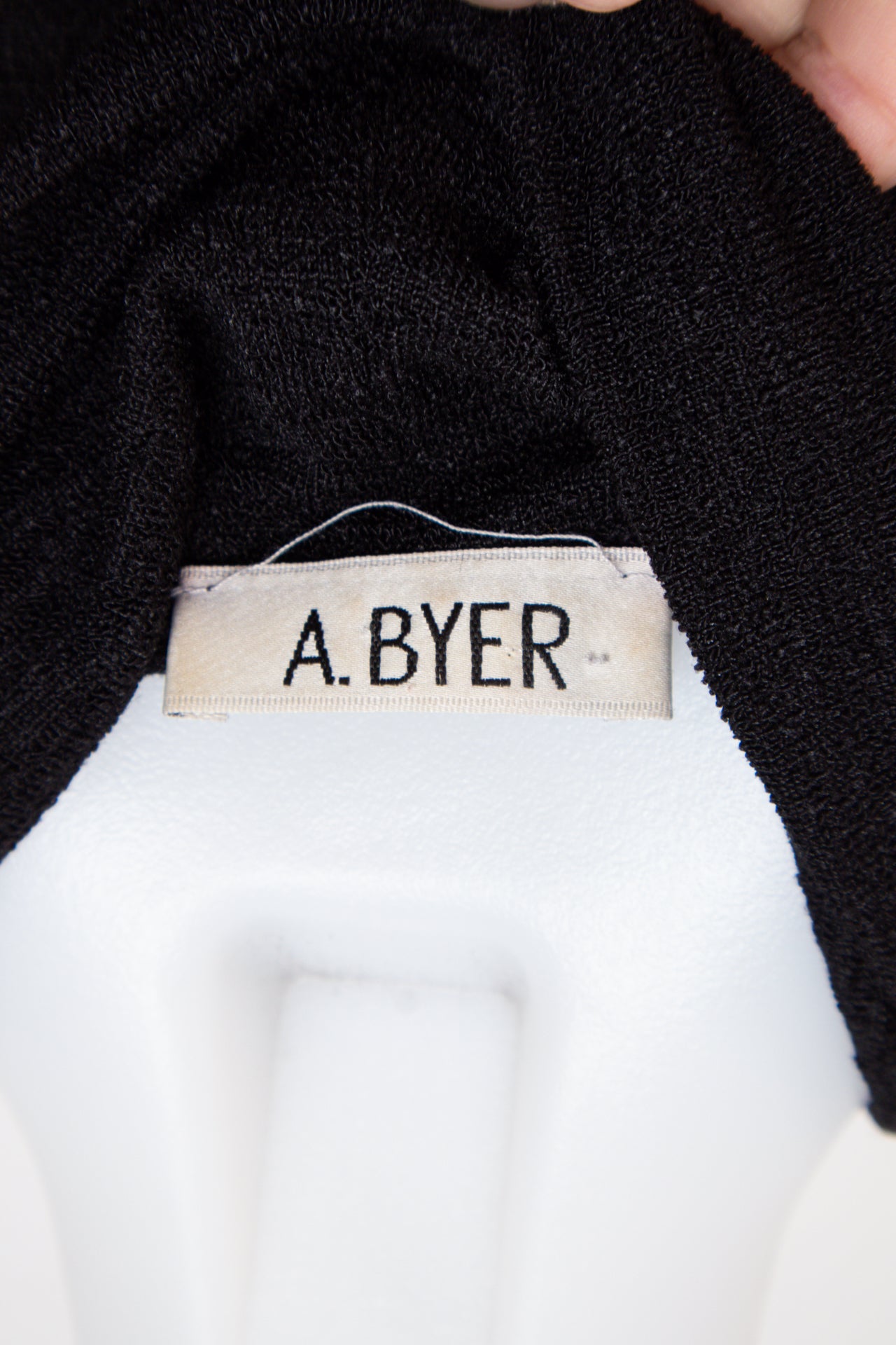 #140 A. Byer T-shirt Black | c. | Size 6