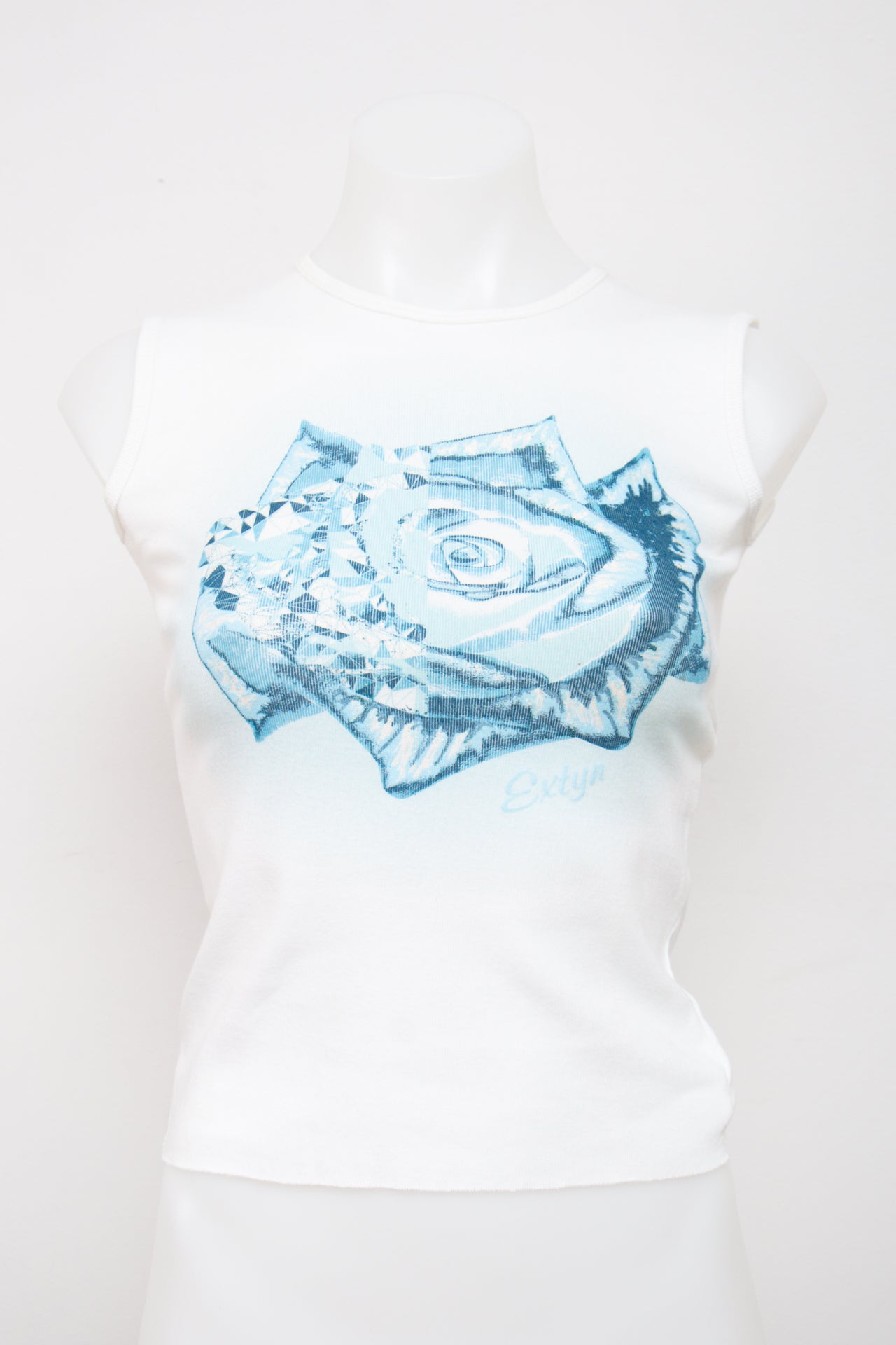 #070 Extyn T-shirt White | c. | Size 6/8