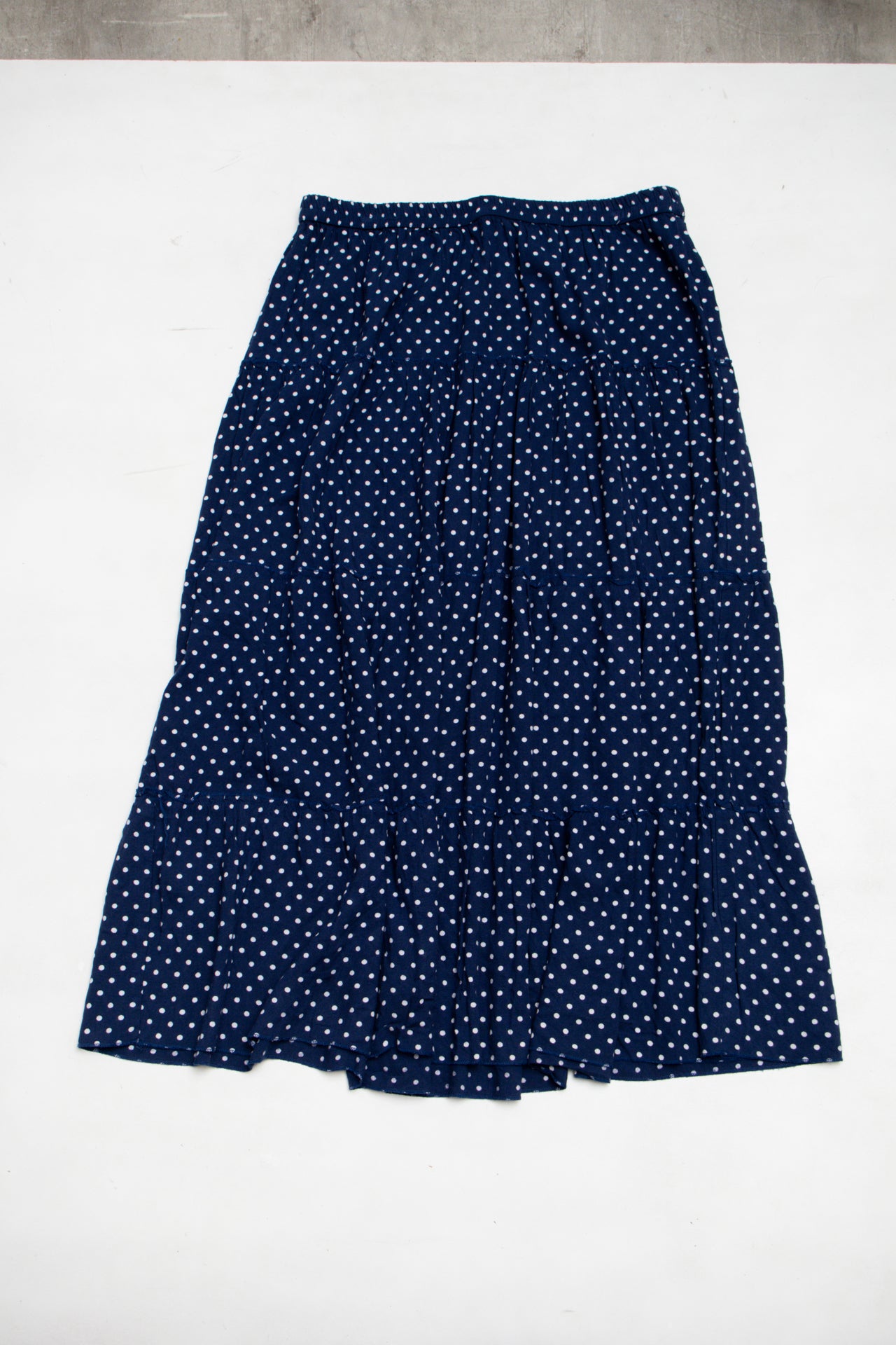 #179 Cathy Daniels Skirt Navy | c. 197 | Size 8
