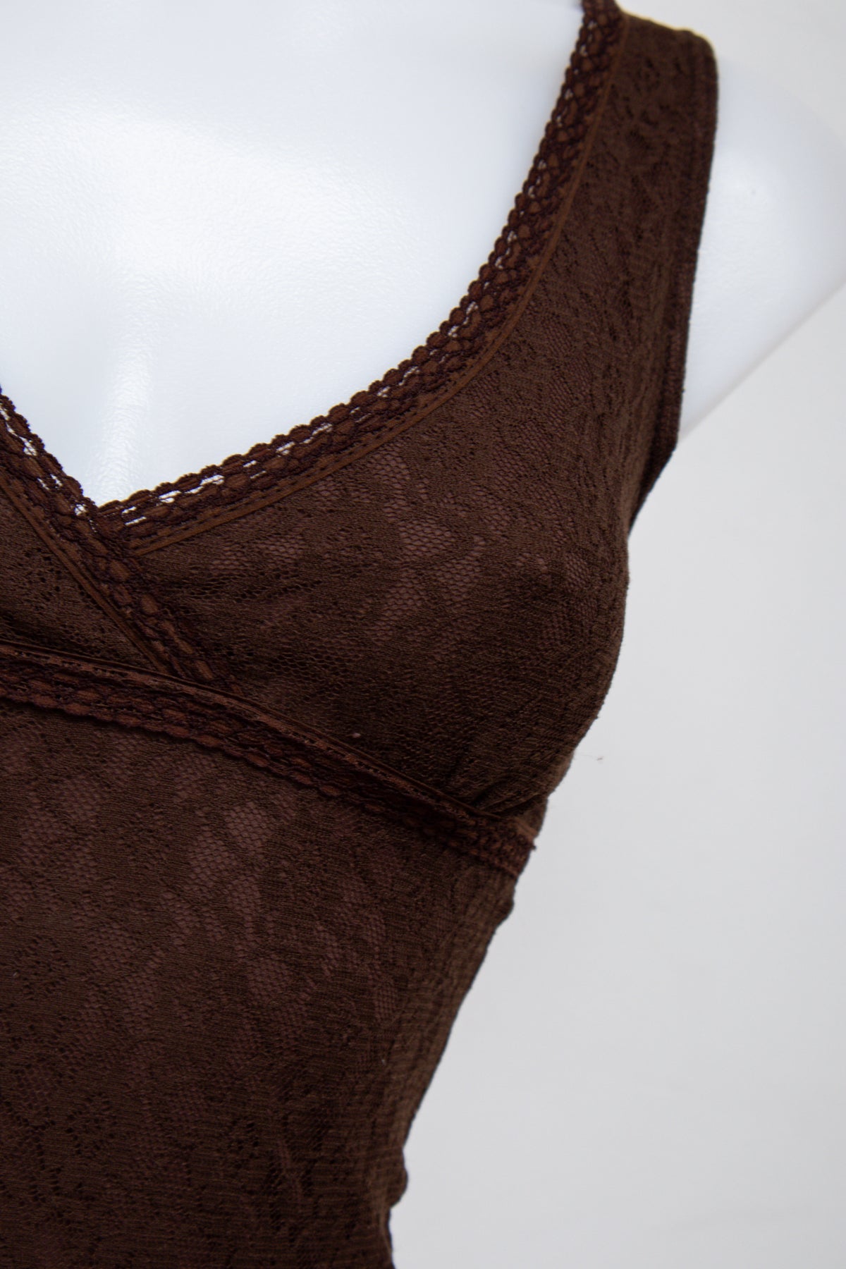 #011 Candy Rain Cami Brown | c. 209 | Size 8
