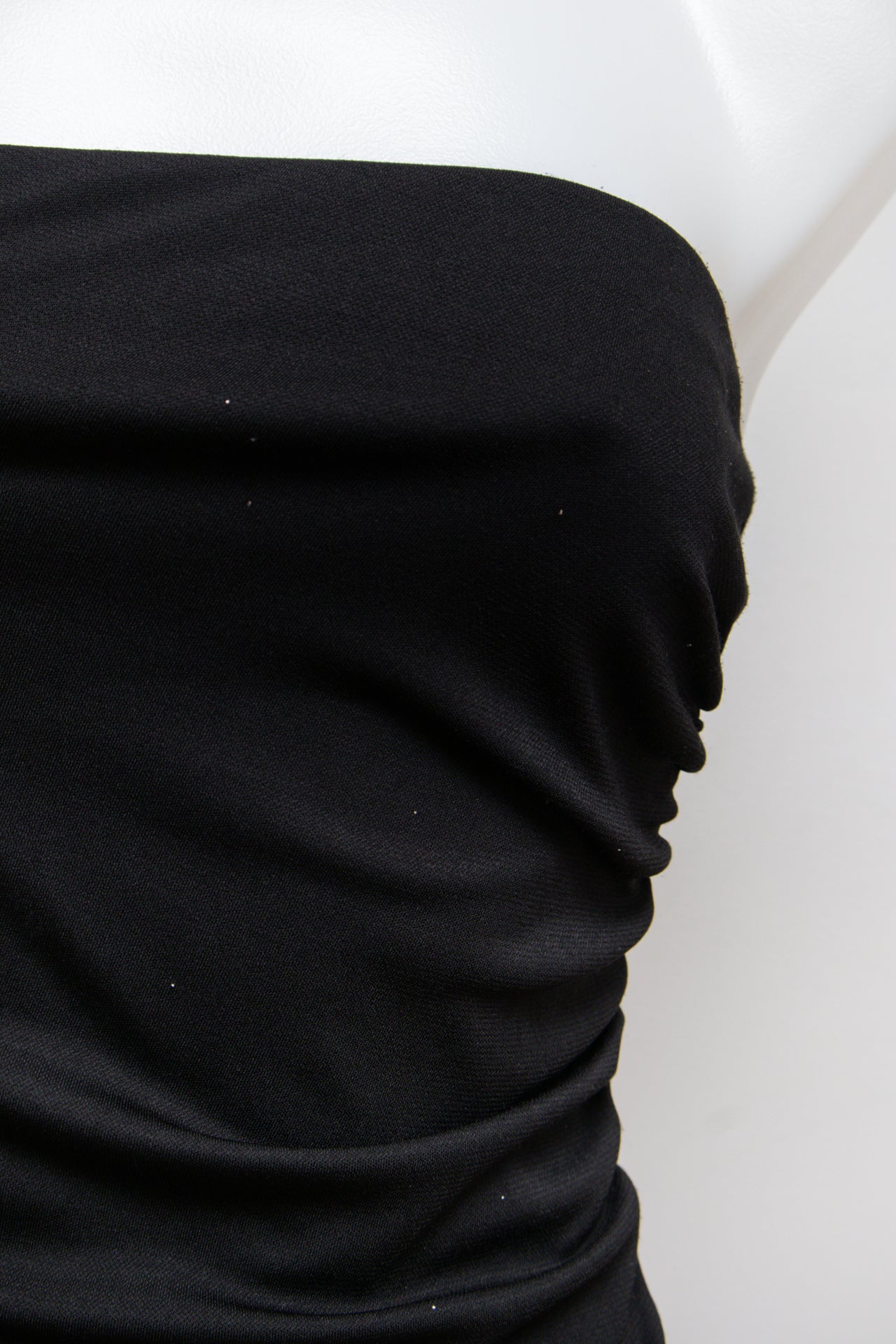 #87 City Triangles Mini Skirt Black | c. 189 | Size 8