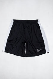 #121 Nike Shorts Black | c. 196 | Size 6