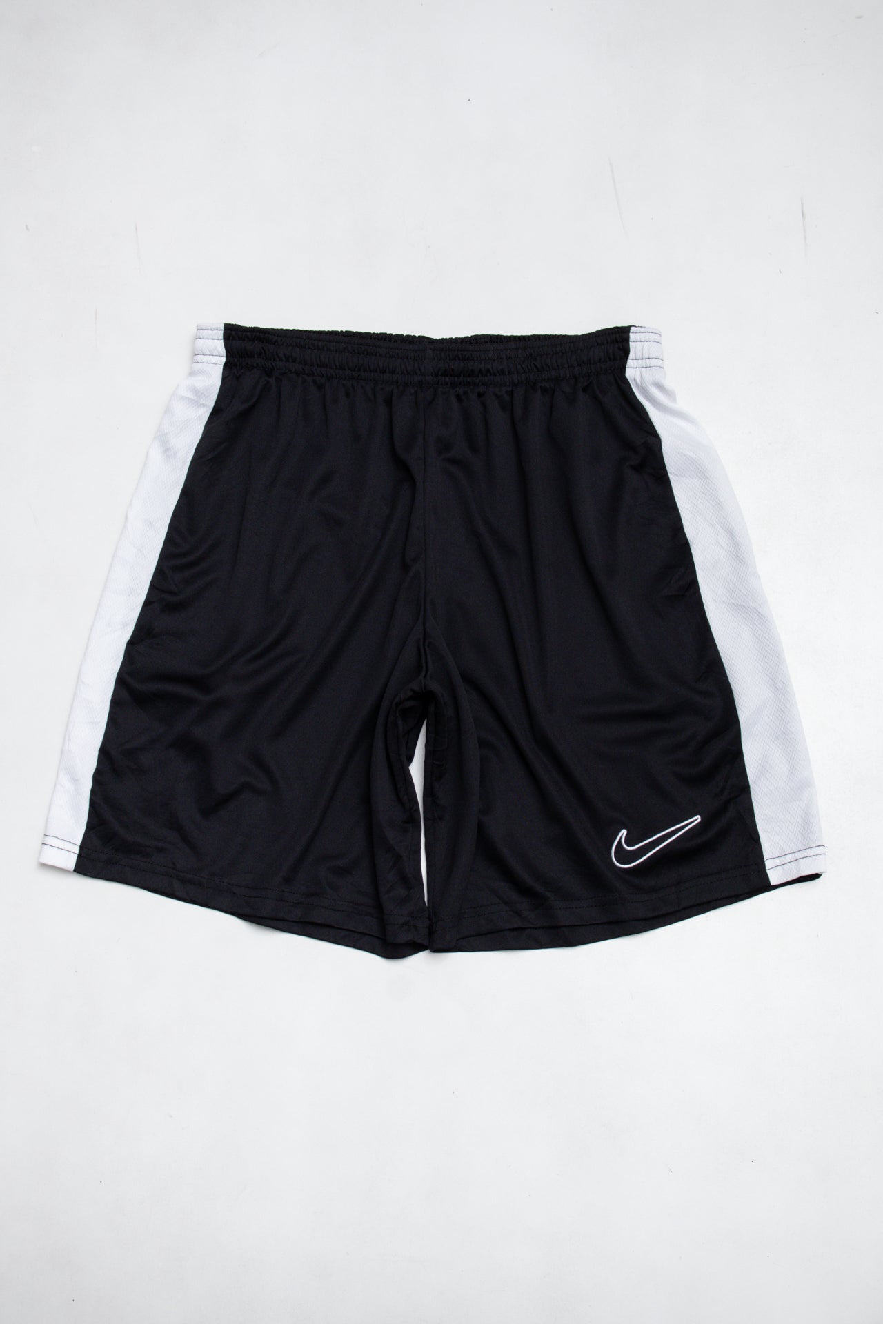 #121 Nike Shorts Black | c. 196 | Size 6