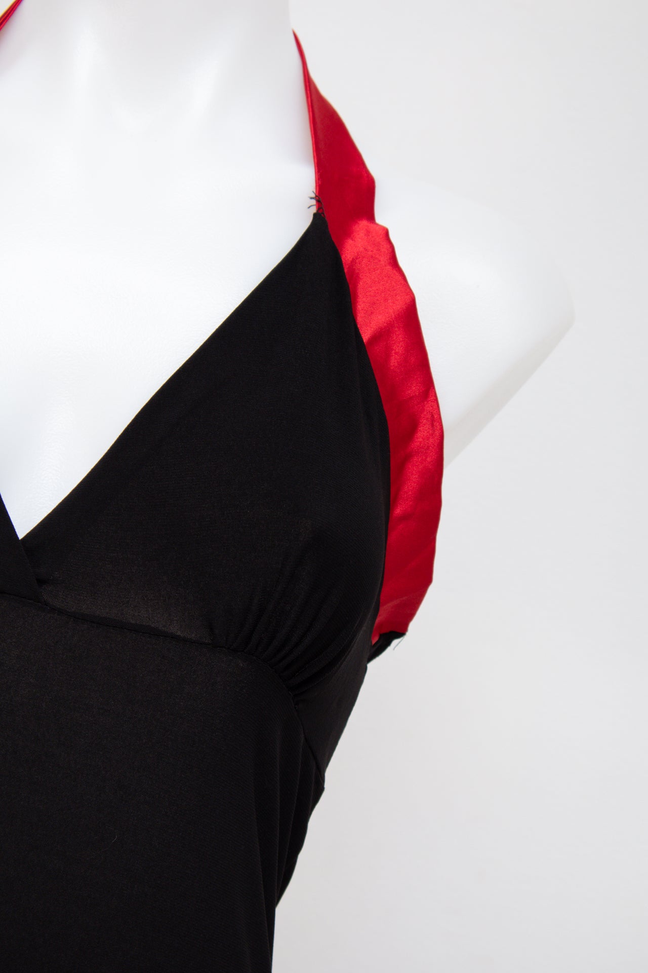 #116 Taboo Halter Top Black | c. 197 | Size 8/10