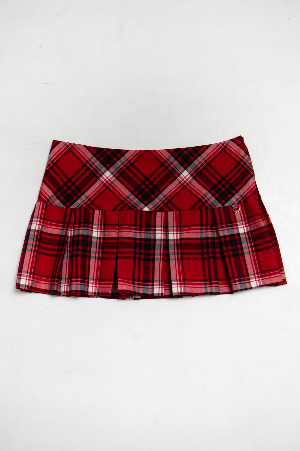 #74 Charlotte Russe Mini Skirt Red | c. 186 | Size 10/12