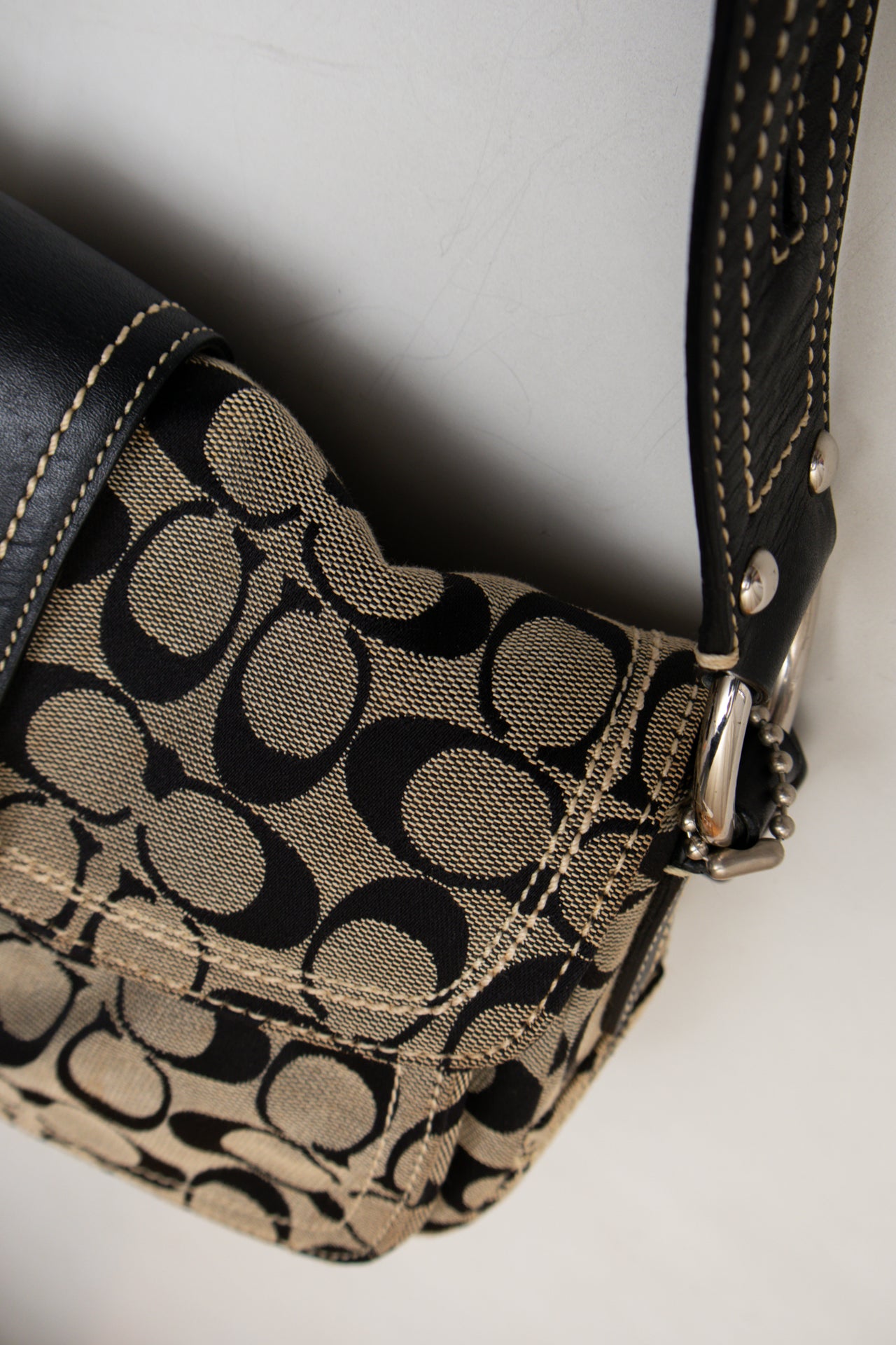 # Coach Shoulder Bag Brown | c. 194 | Size