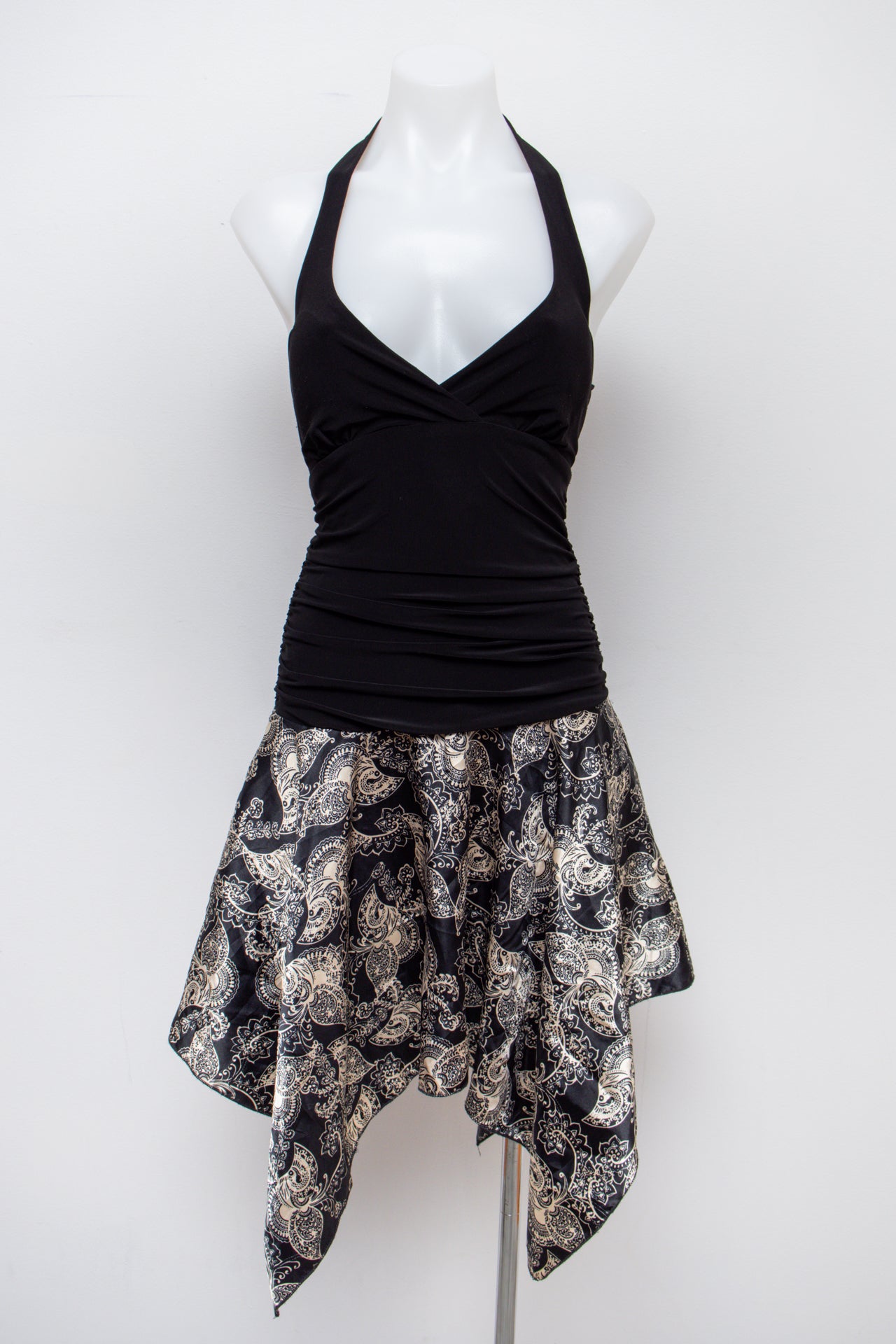 #152 Taboo Halter Top Black | c. 192 | Size 8