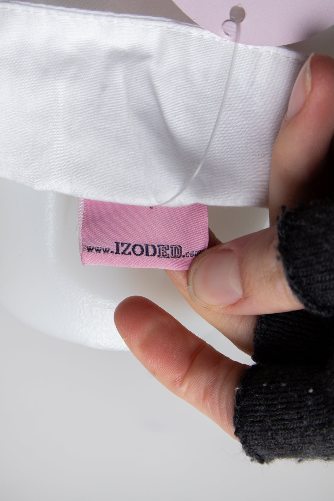 #102 Izoded T-shirt White | c. 191 | Size 6