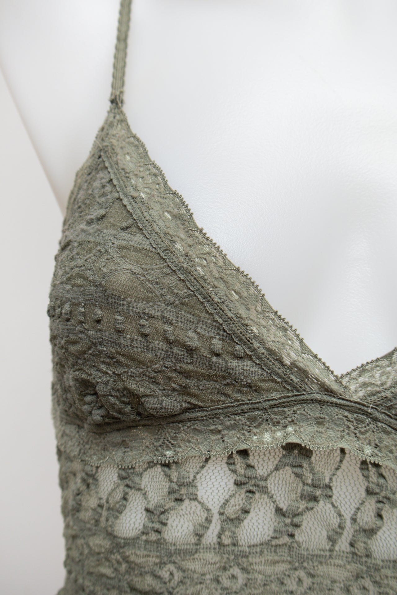 #32 Camisole Top Green | c. 178 | Size 10