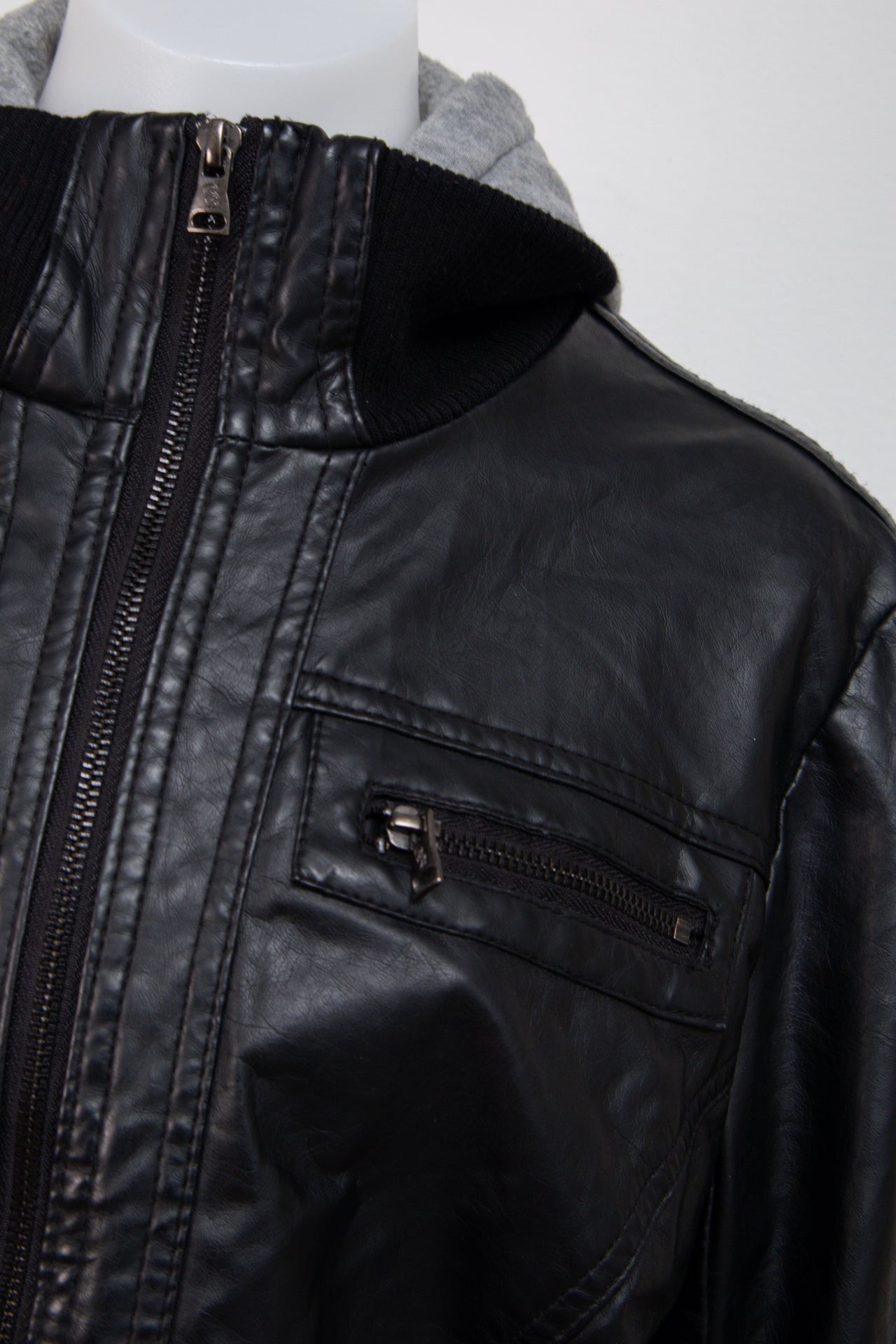 #110 BB Jacket Black | c. 200 | Size 8