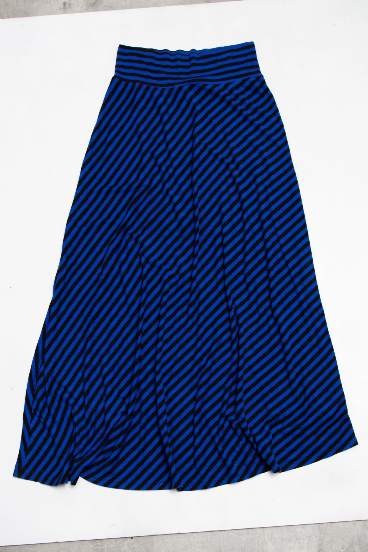 #100 Ab Studio Skirt Blue | c. 203 | Size 8