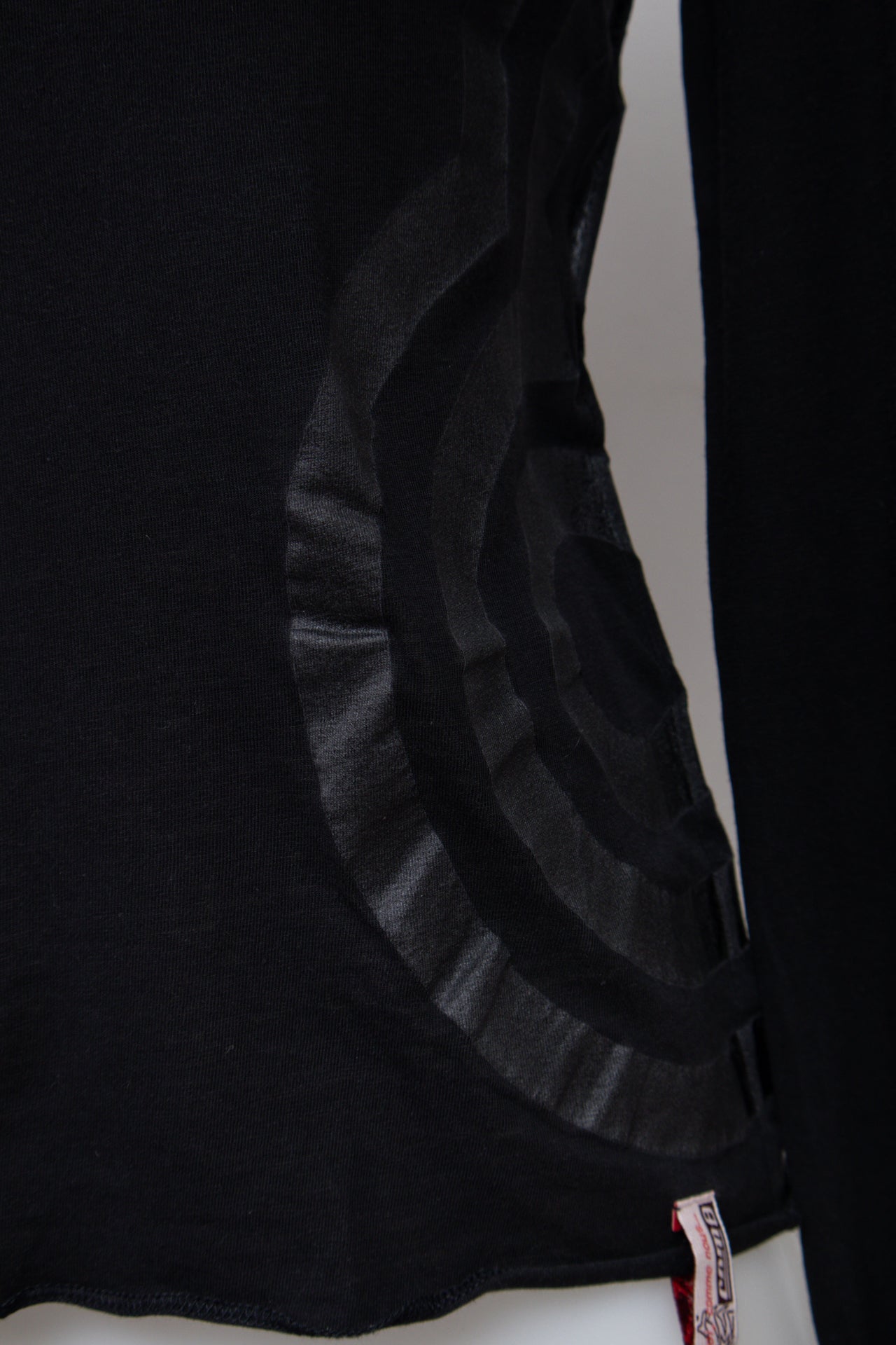 #104 Comme Nous T-shirt Black | c. 196 | Size 10