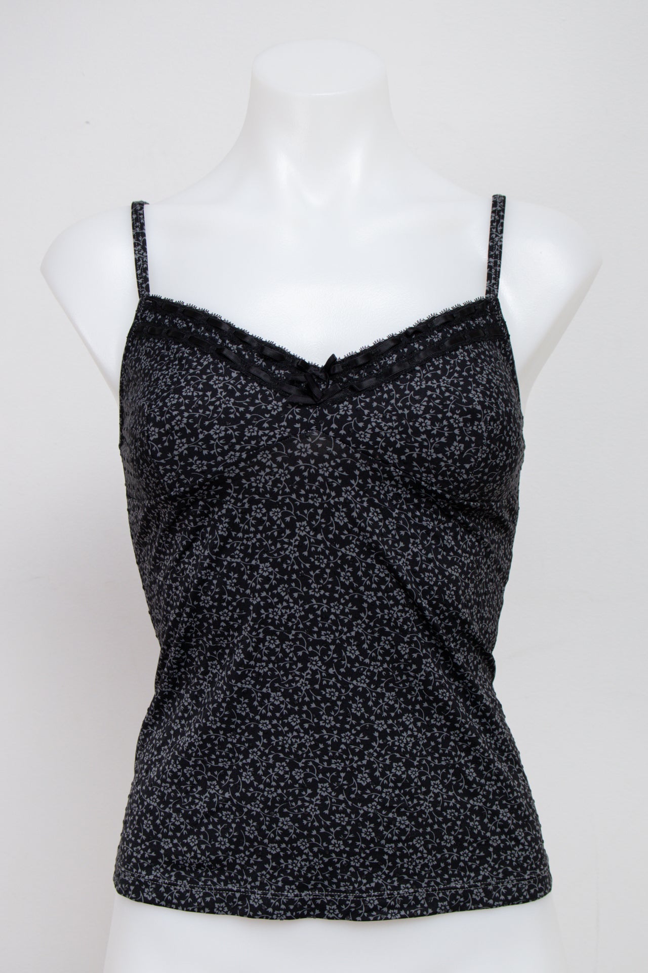 #013 Etam Cami Black | c. 213 | Size 8