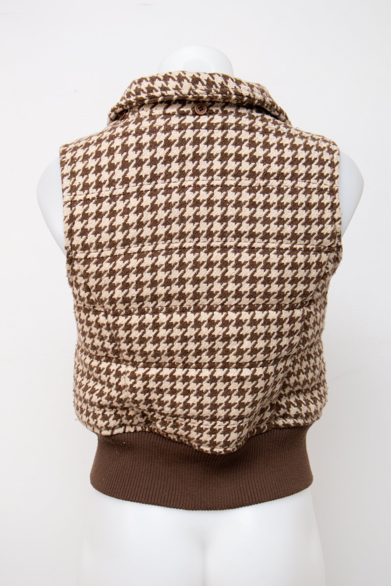 #059 Urban Behavior Tank Top Brown | c. 203 | Size 8