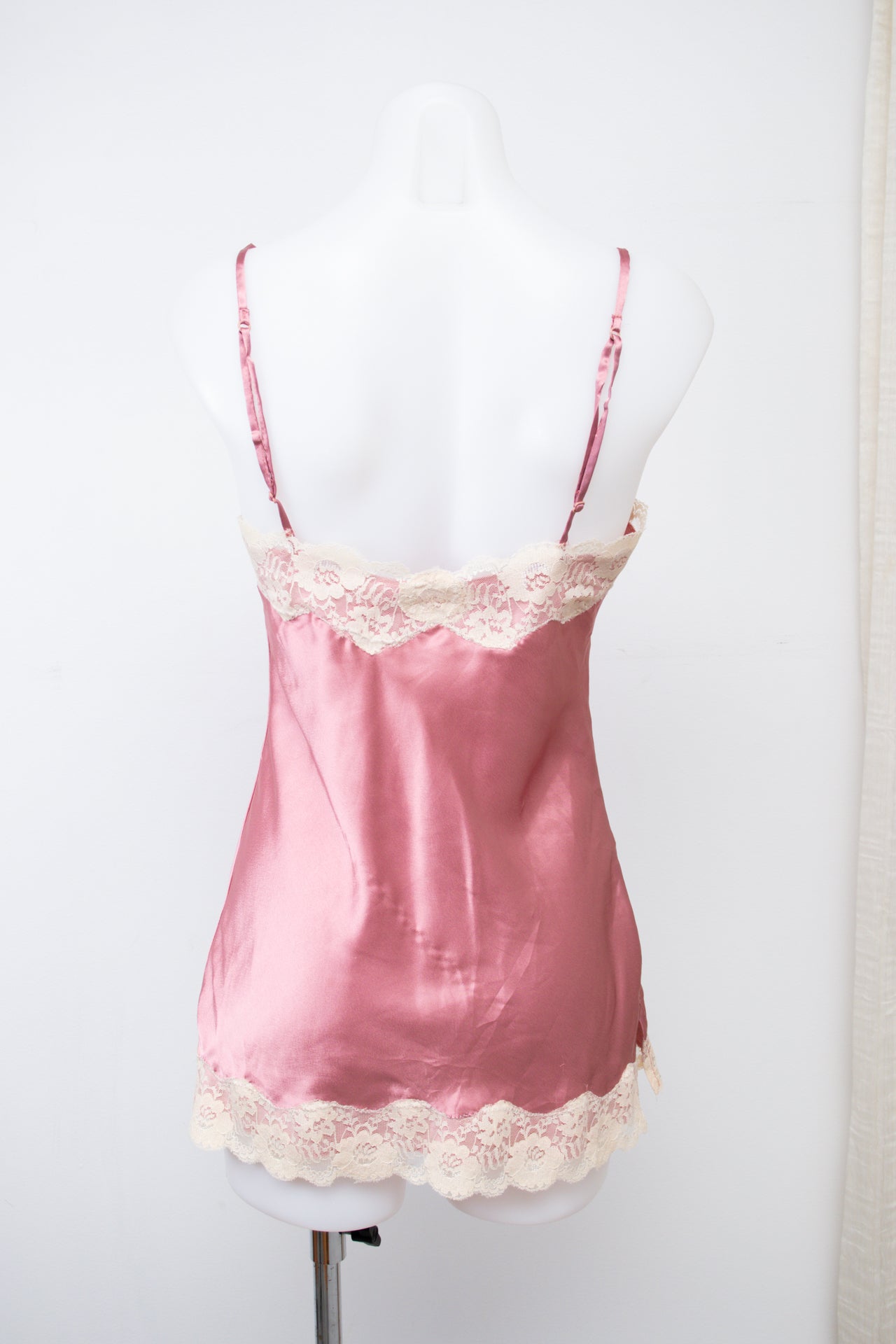 #012 Camisole Top Pink | c. 200 | Size 8