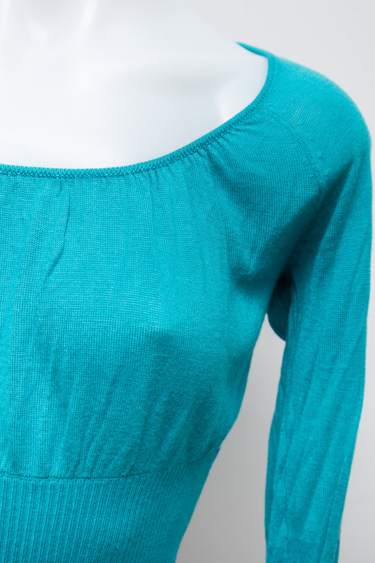 #70 Mng Top Blue | c. 192 | Size 8