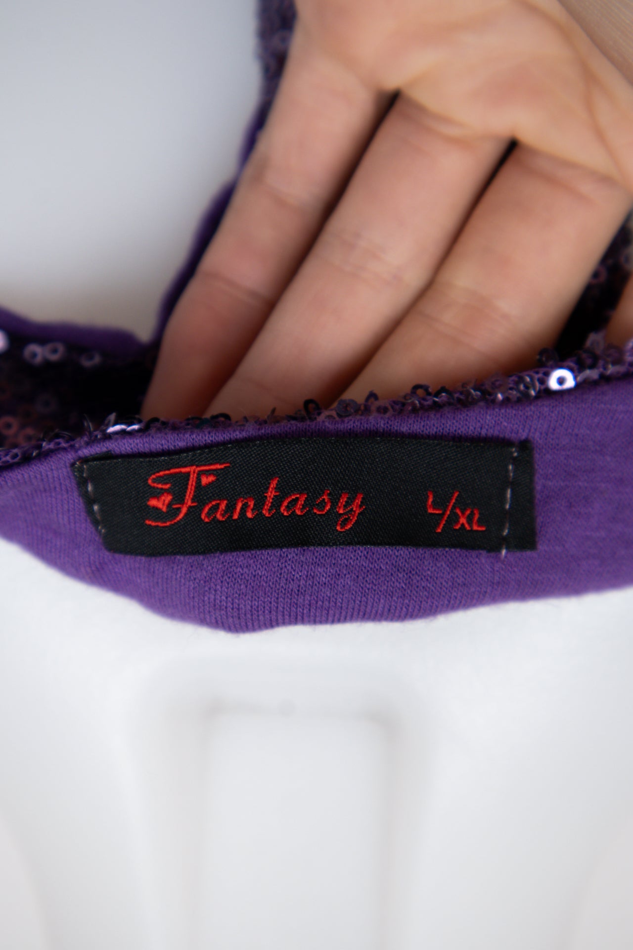 #64 Fantasy T-shirt Purple | c. 195 | Size 10