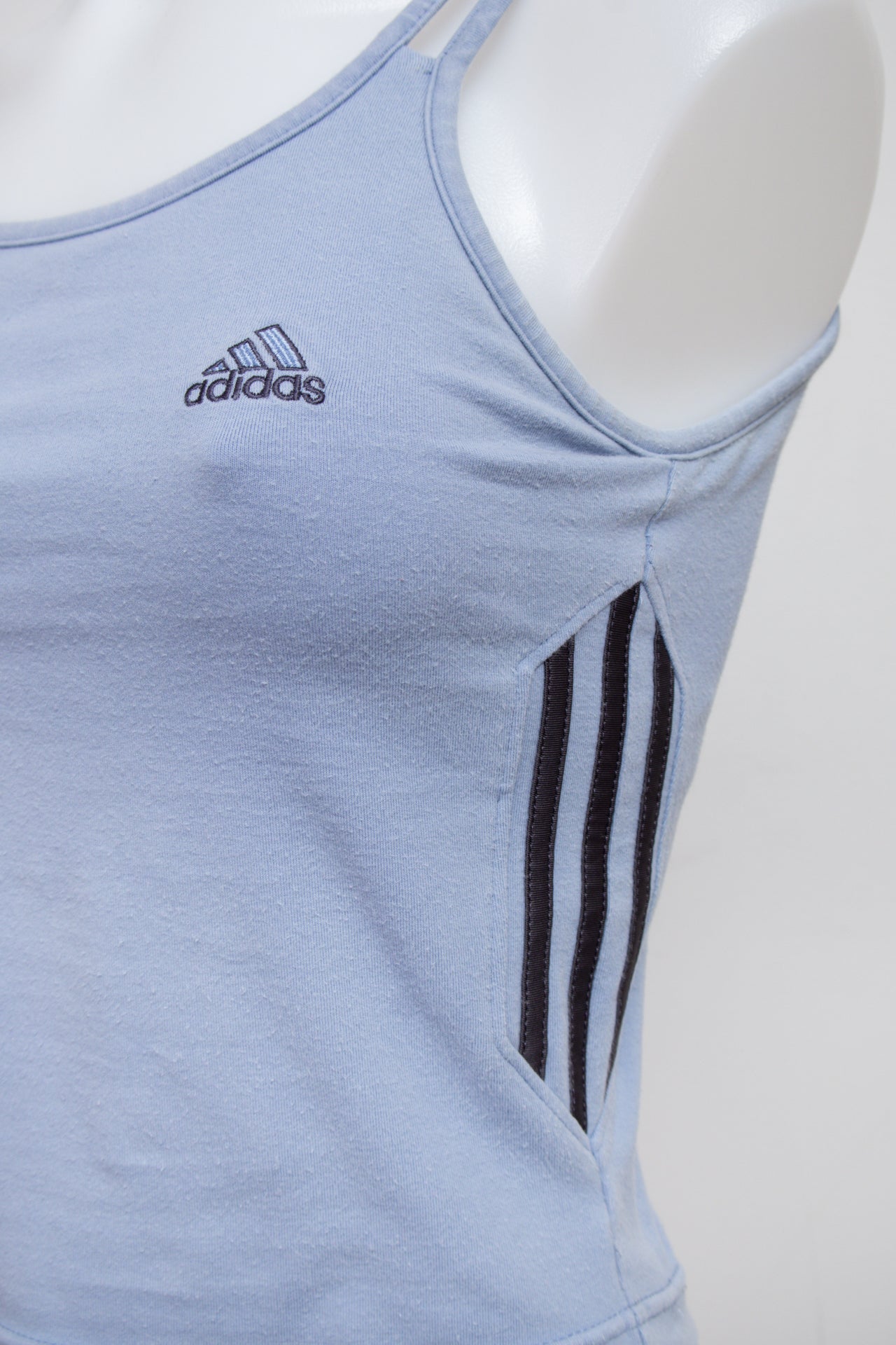 #021 Adidas Tank Blue | c. 213 | Size 8