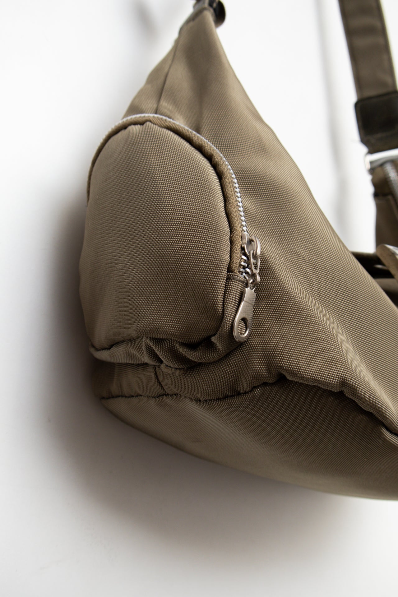 #189 Shoulder Bag Brown | c. 197 | Size