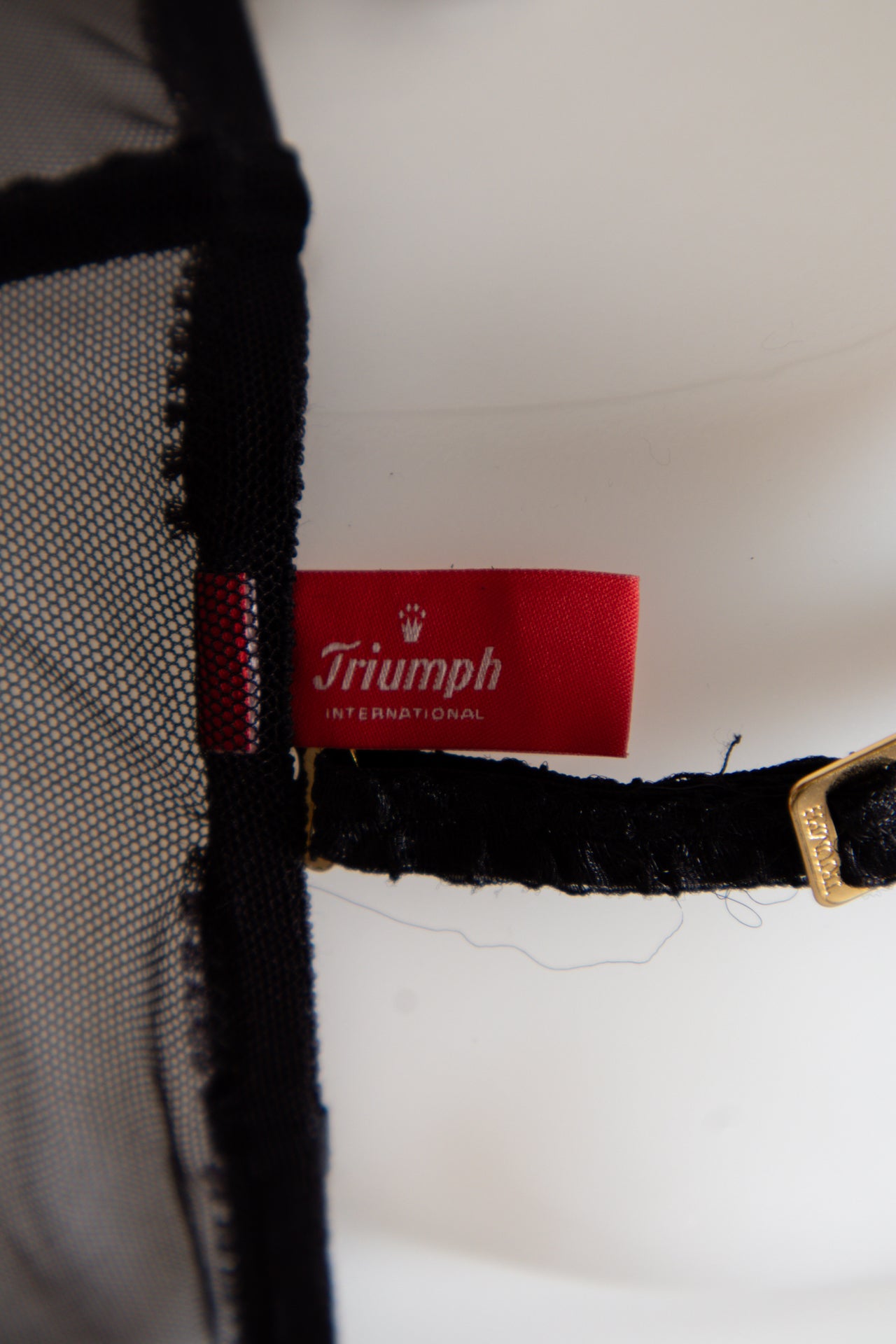 #11 Triumph International Camisole Top Black | c. 189 | Size 10C / 8