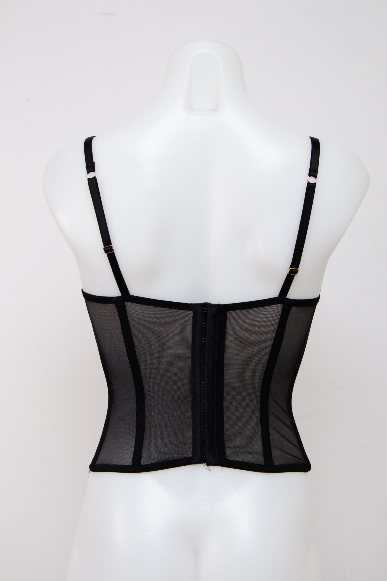 #053 Cami Top Black | c. 201 | Size 8
