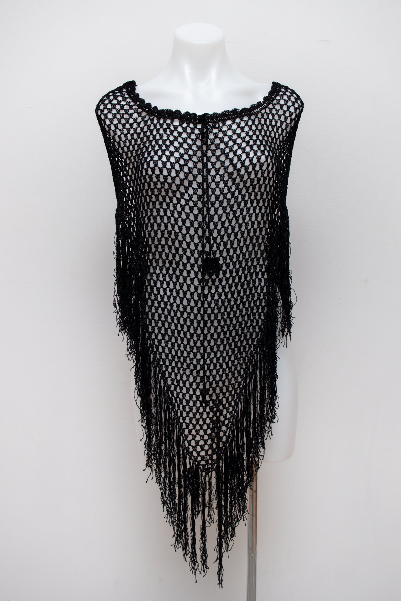 #208 Camisole Top Black | c. 192 | Size