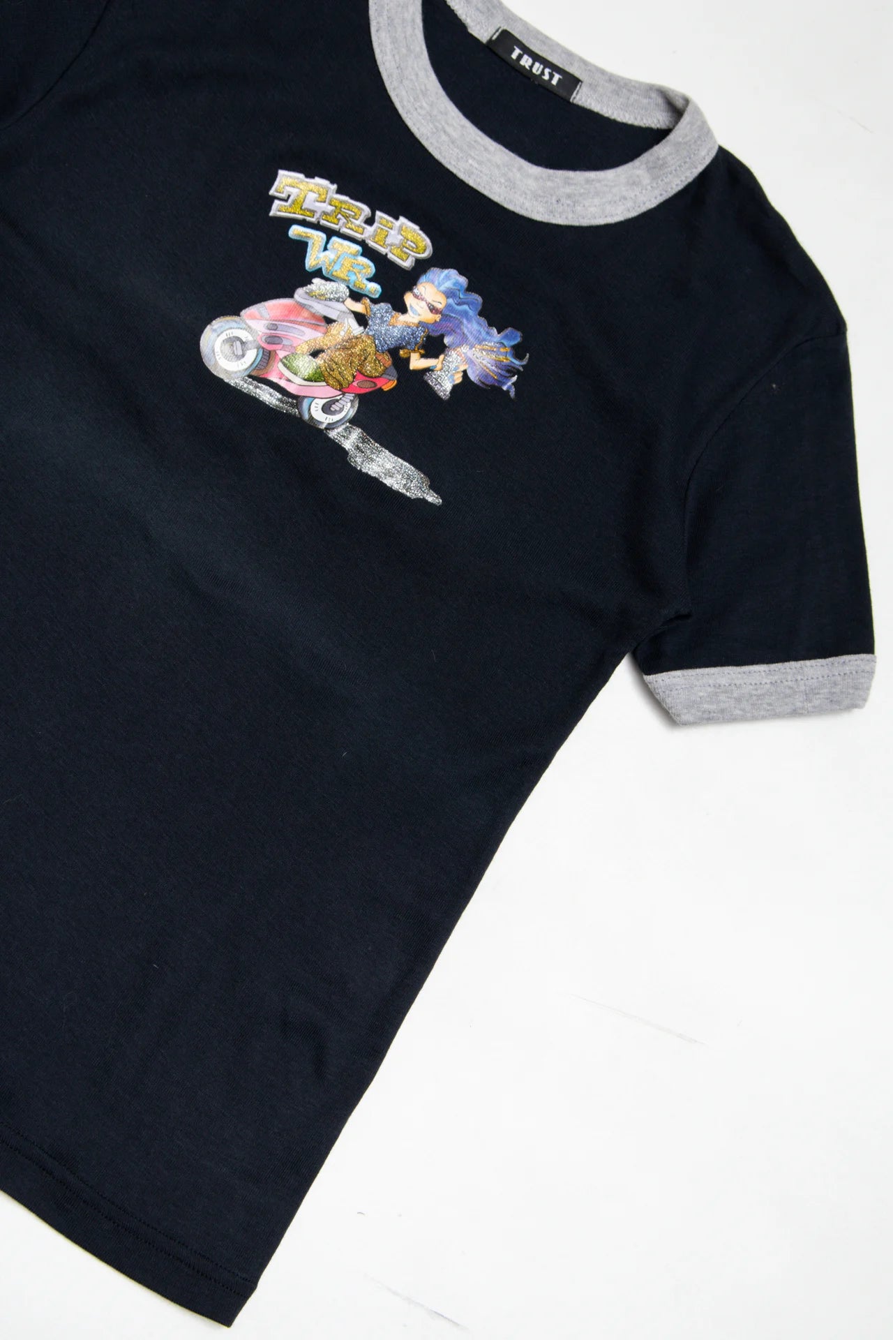 Trust T-shirt Black | c. 166 | Size 10