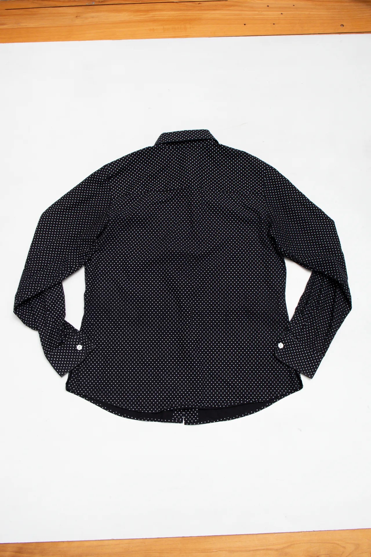 Button-up Shirt Black | c. 166 | Size 12