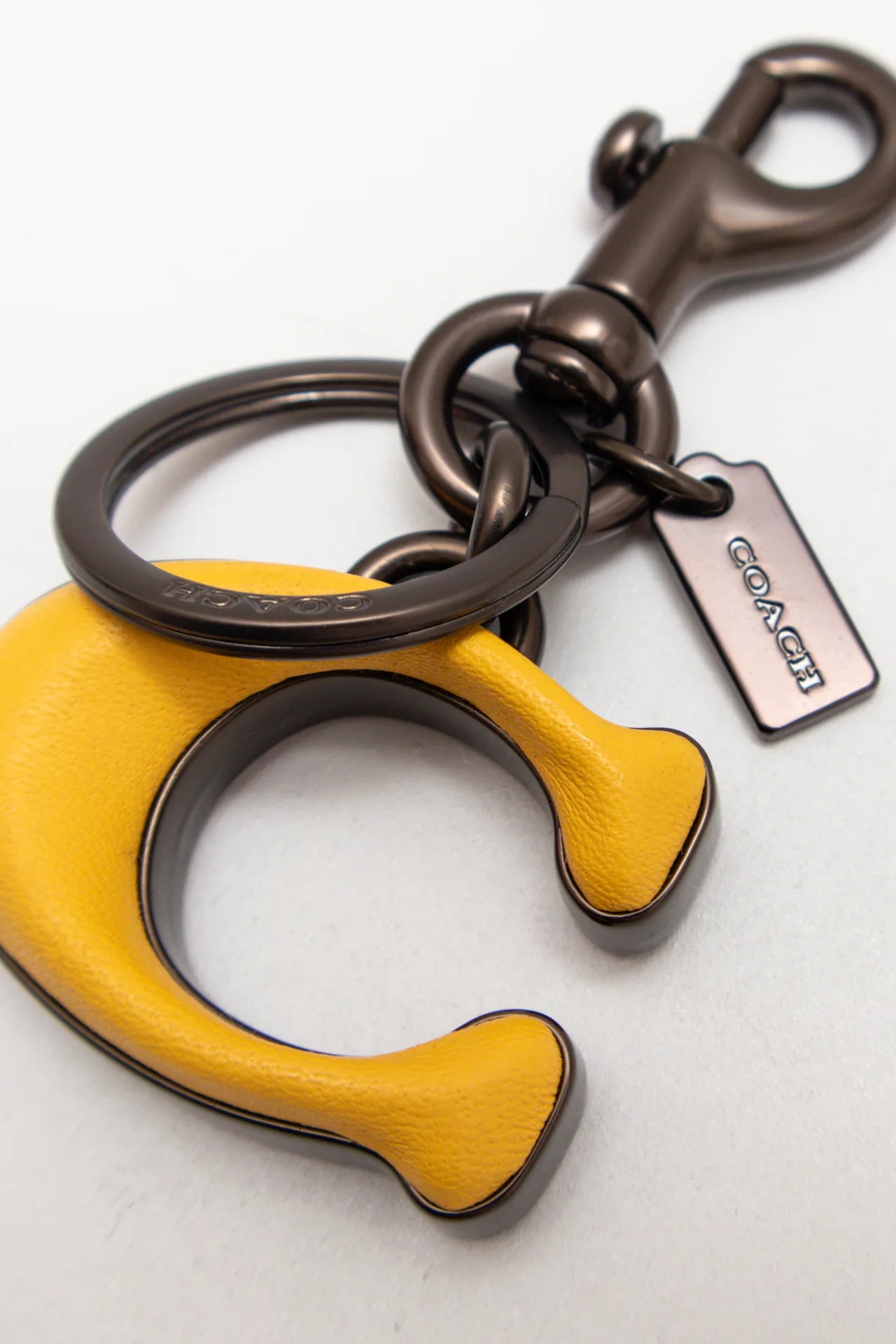 Coach . Yellow | c. 166 | Size