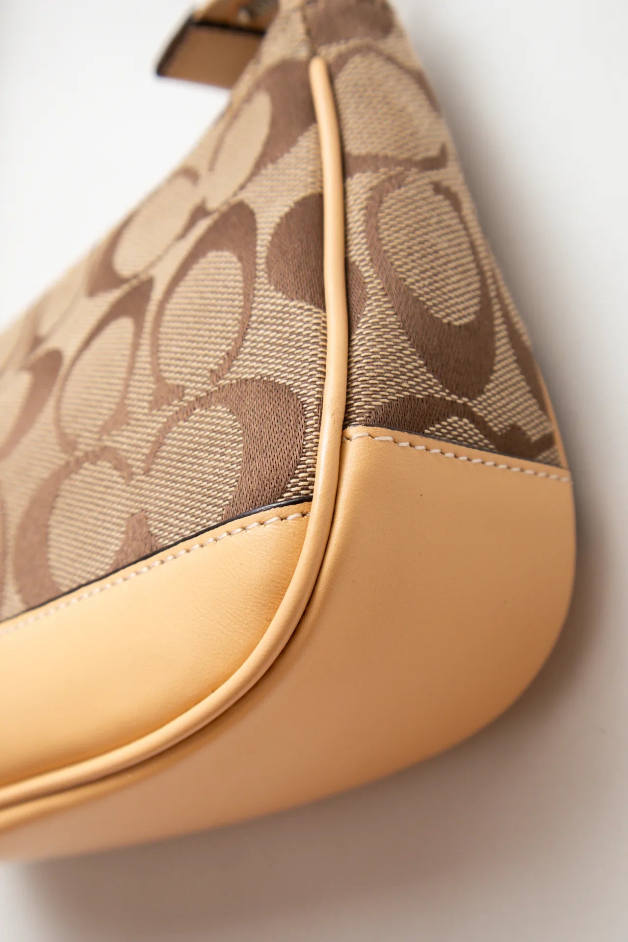 Coach /accessories/bag Brown | c. 166 | Size