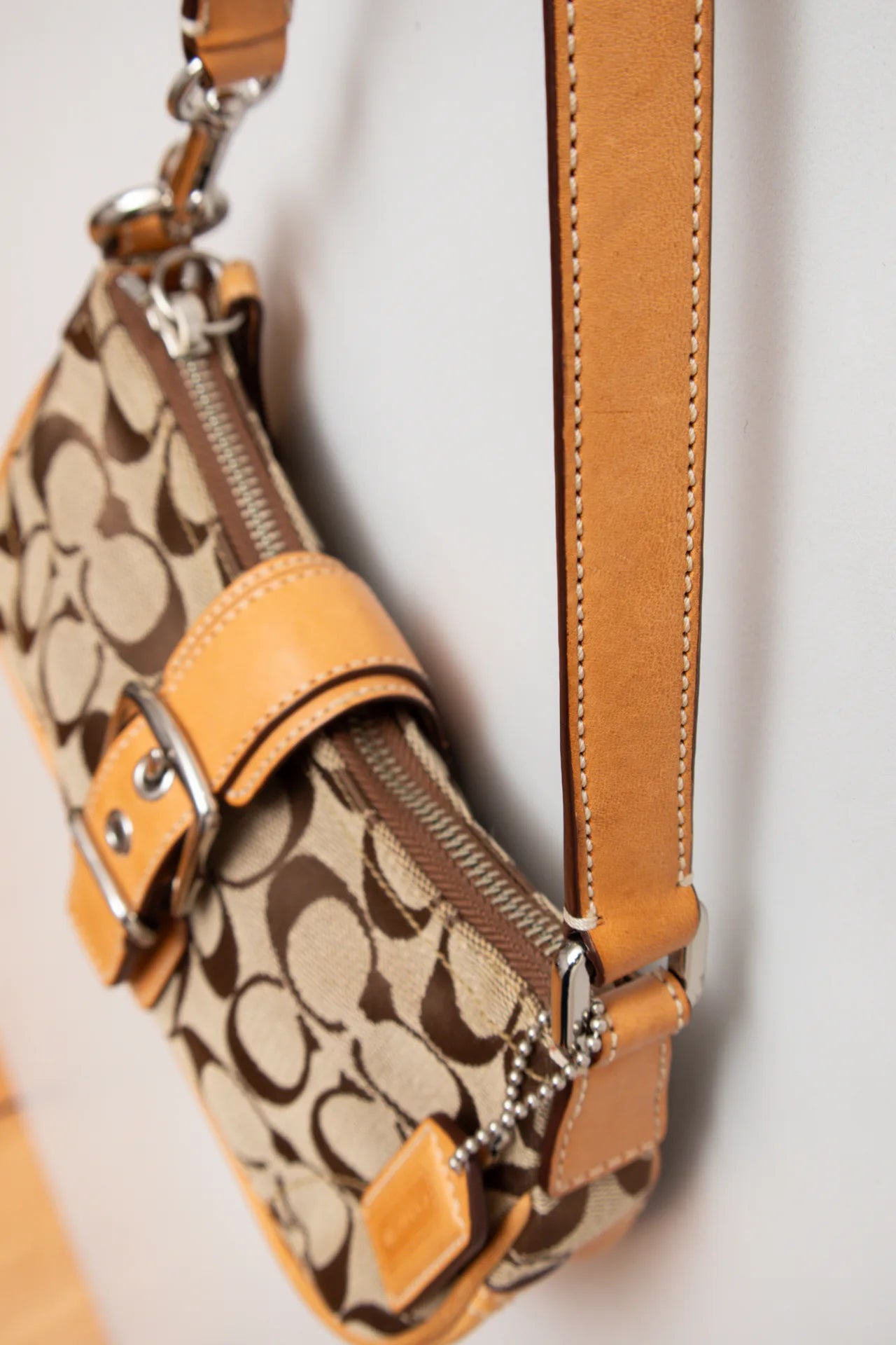 Coach /accessories/bag Beige | c. 166 | Size