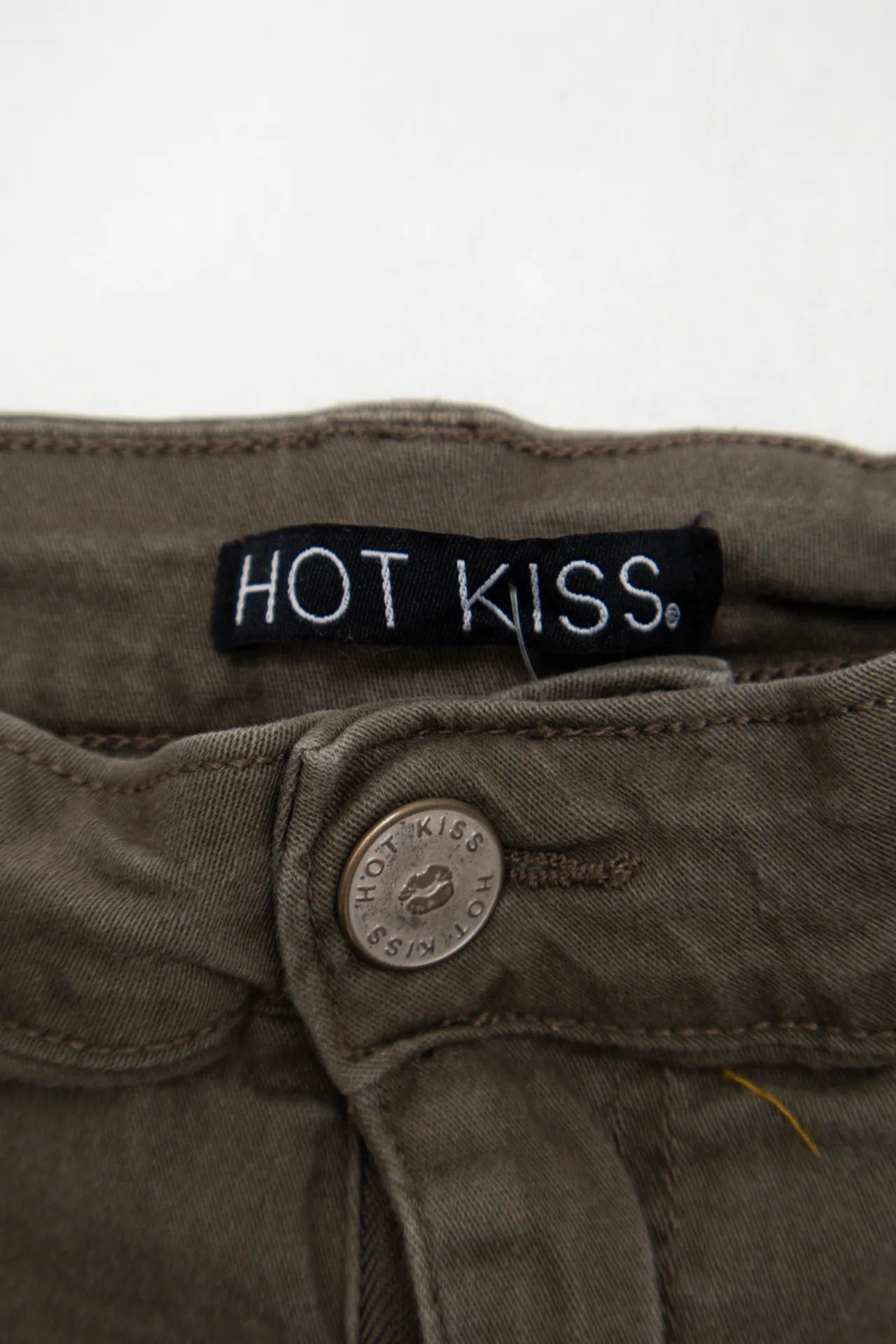 Hot Kiss Cargo Shorts Green | c. 167 | Size 12