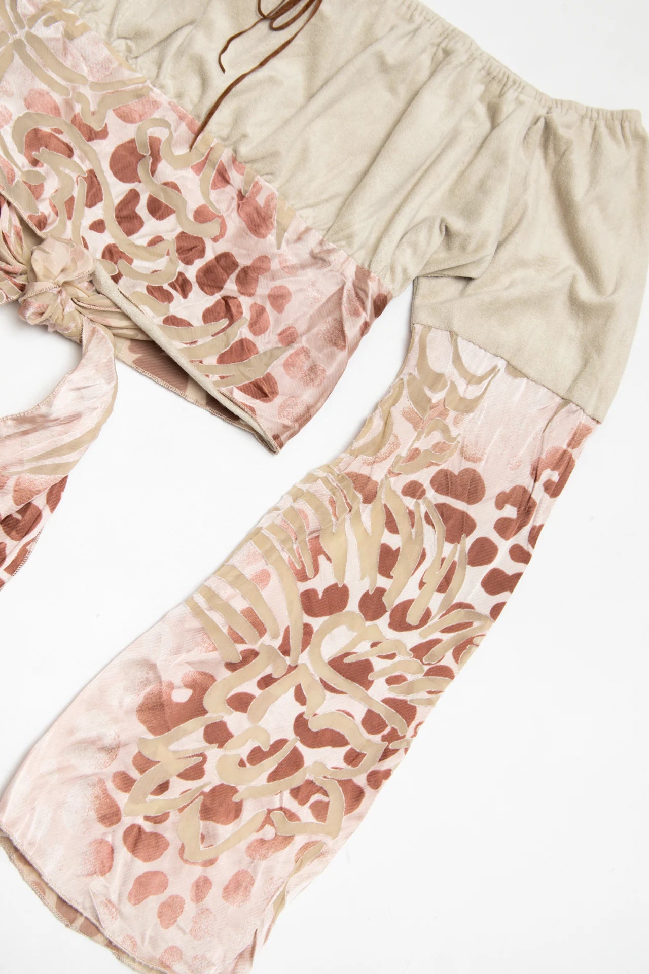 2139 Crop Top Beige | c. 167 | Size 10