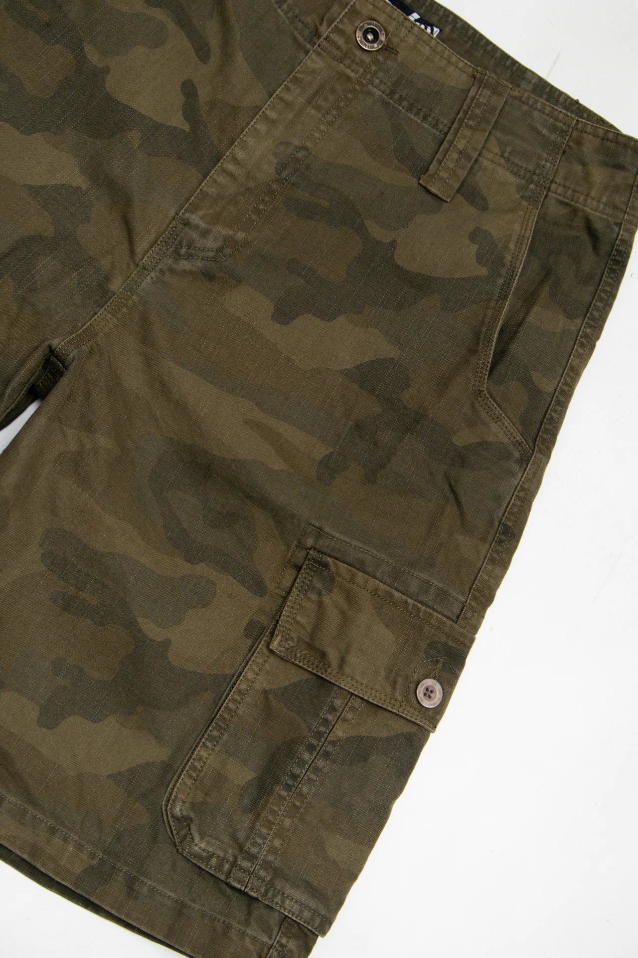 Animal Cargo Shorts Green | c. 167 | Size 12