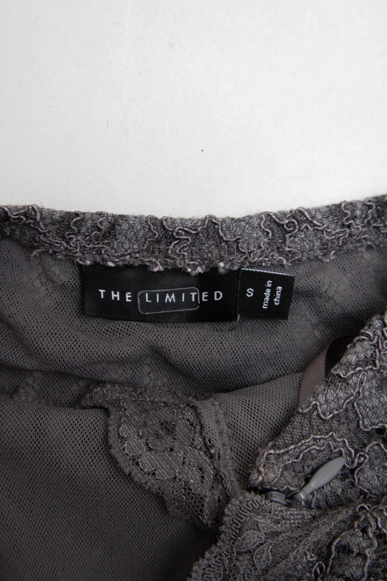 The Limited Halter Lace Top Gray | c. 167 | Size 8