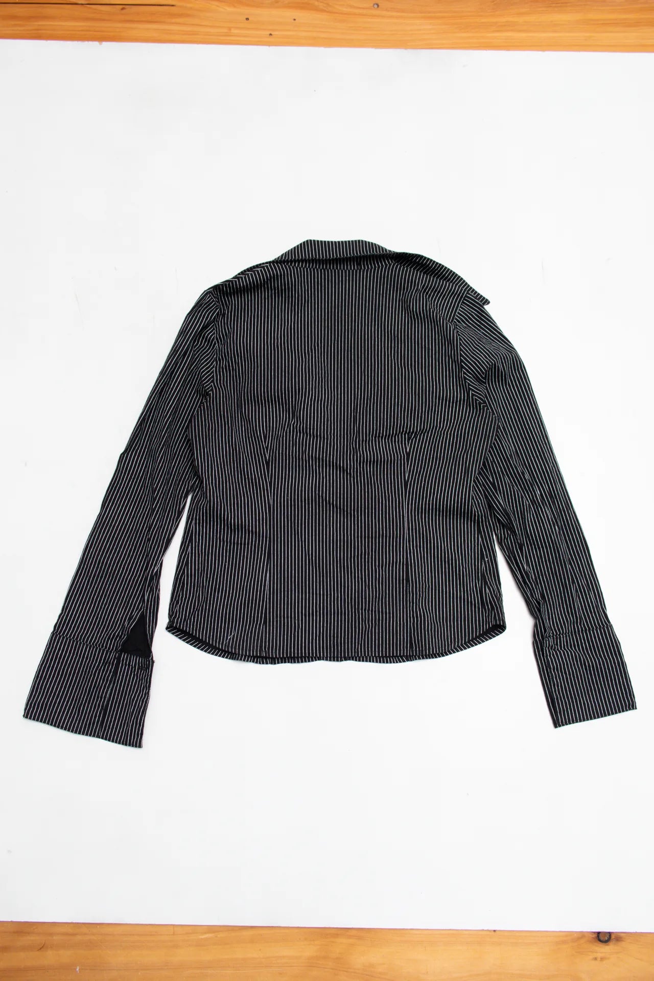 Forever 21 Long Sleeve Shirt Black | c. 167 | Size 10