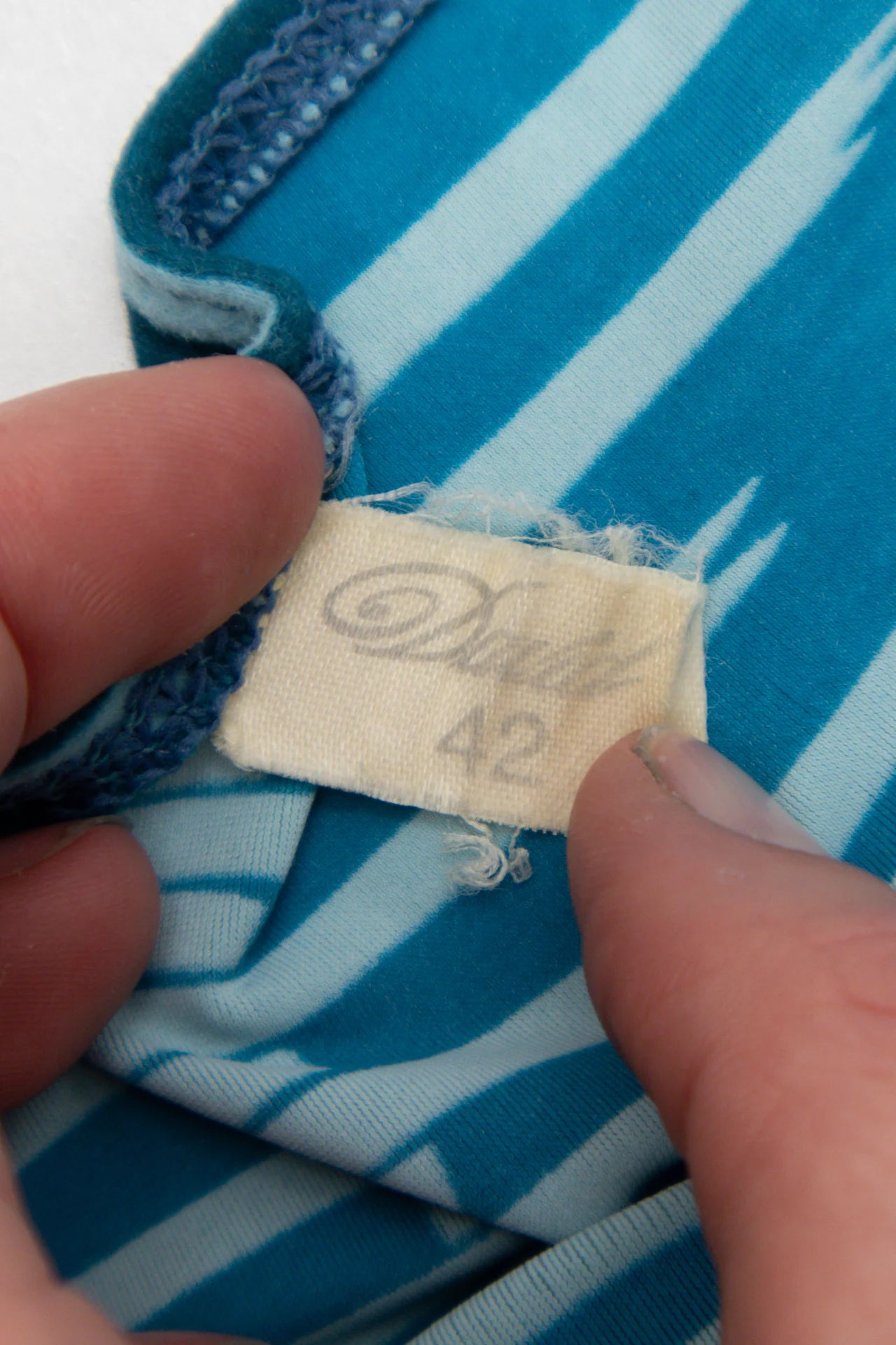 Bikini Blue | c. 167 | Size 10