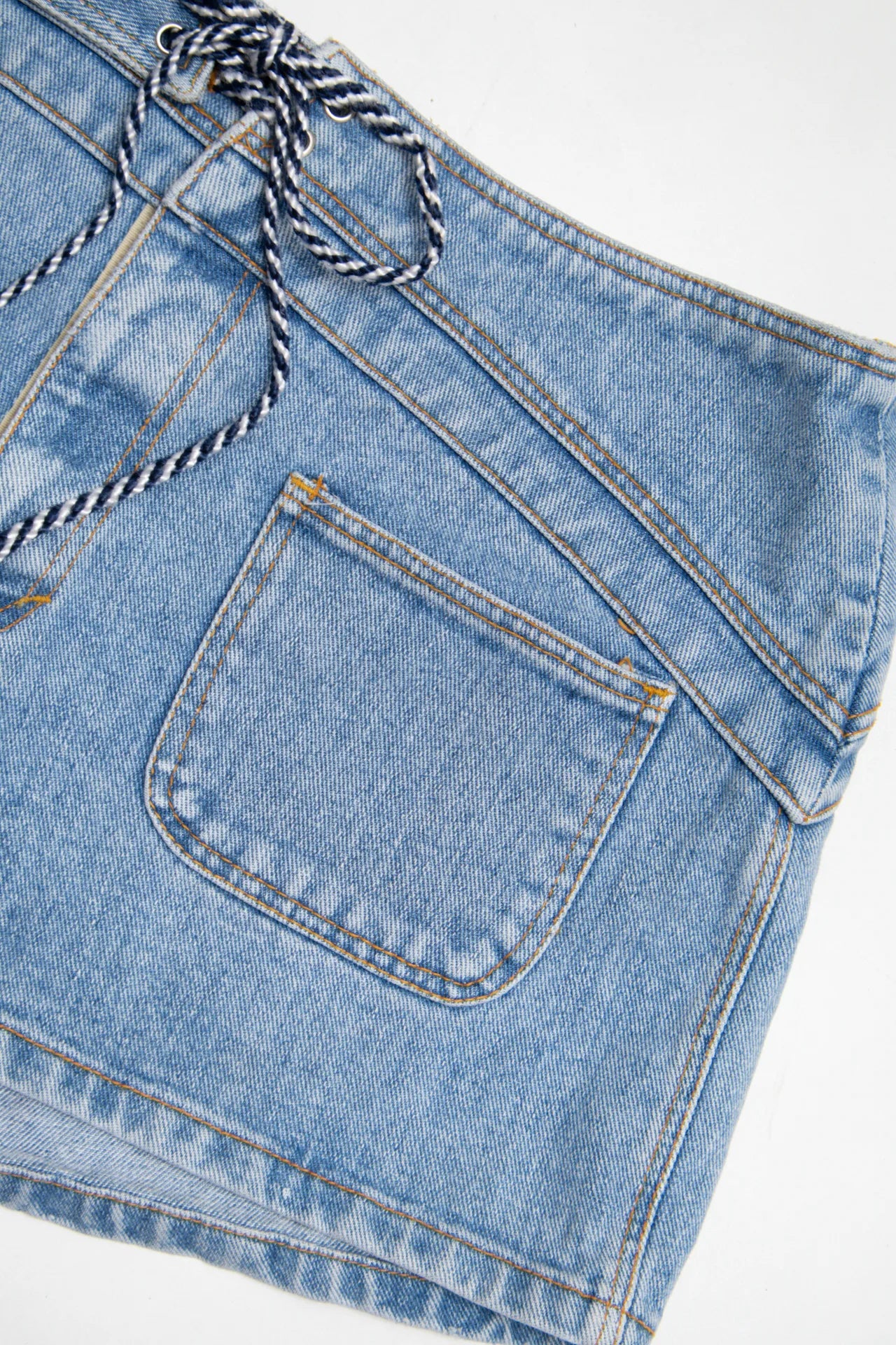 Breaker Jeans Mini Shorts Blue | c. 167 | Size 8/10