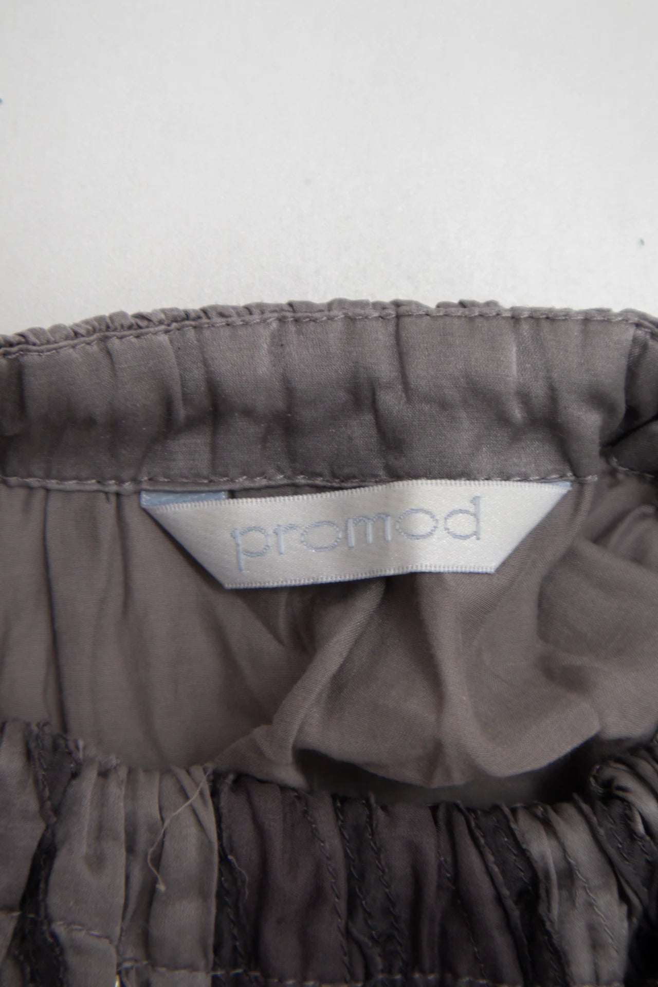 Promod Beaded Sleeveless Halter Top Gray | c. 167 | Size 8