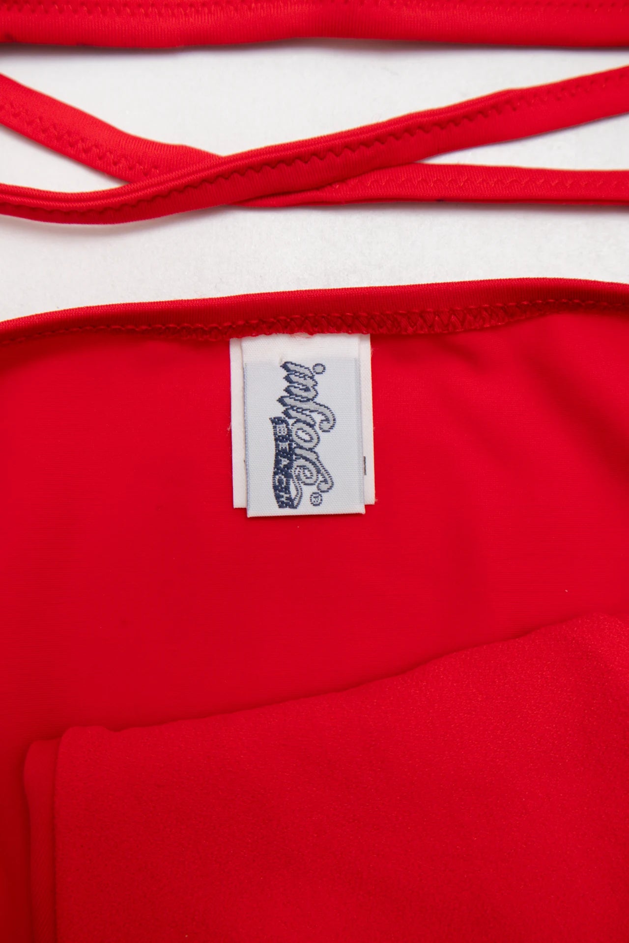 Iwokeup Bikini Red | c. 168 | Size 8